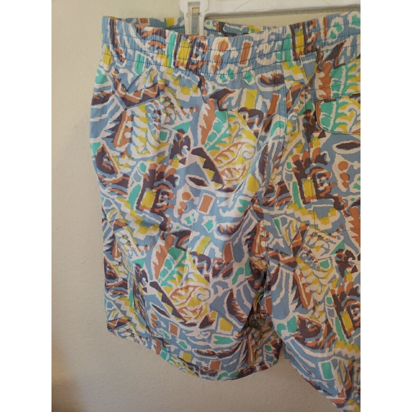 Patagonia Patagonia Funhoggers Shorts Mens Large Abstract Geometric Size US 36 / EU 52 - 9 Thumbnail