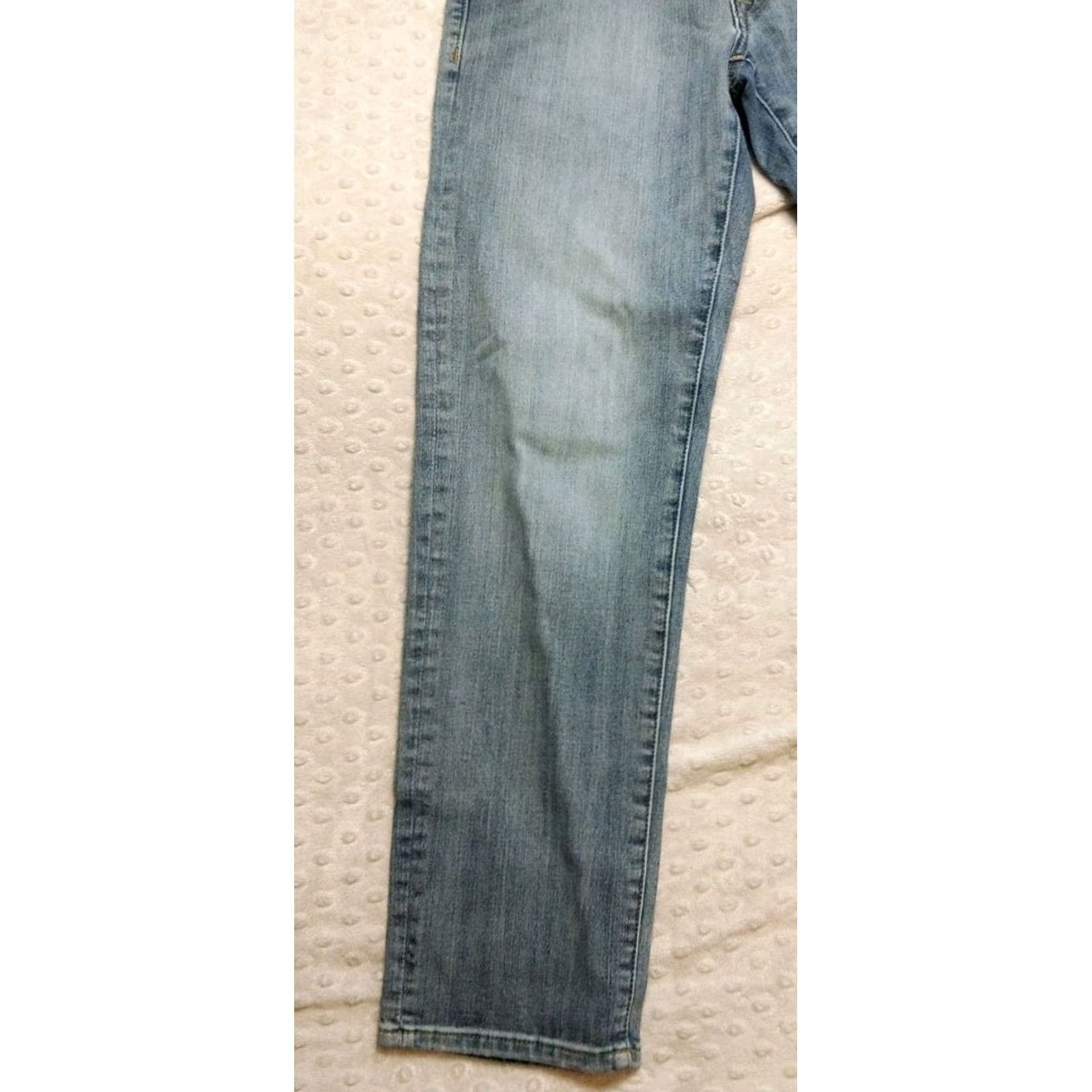 American Eagle Outfitters American Eagle Outfitters Jeans Women Skinny 26 Regular 28 Inseam Blue Denim Stretch Distressed 4 Extreme Flex 80s 90s Grunge City Fashion Size 26" / US 2 / IT 38 - 3 Thumbnail