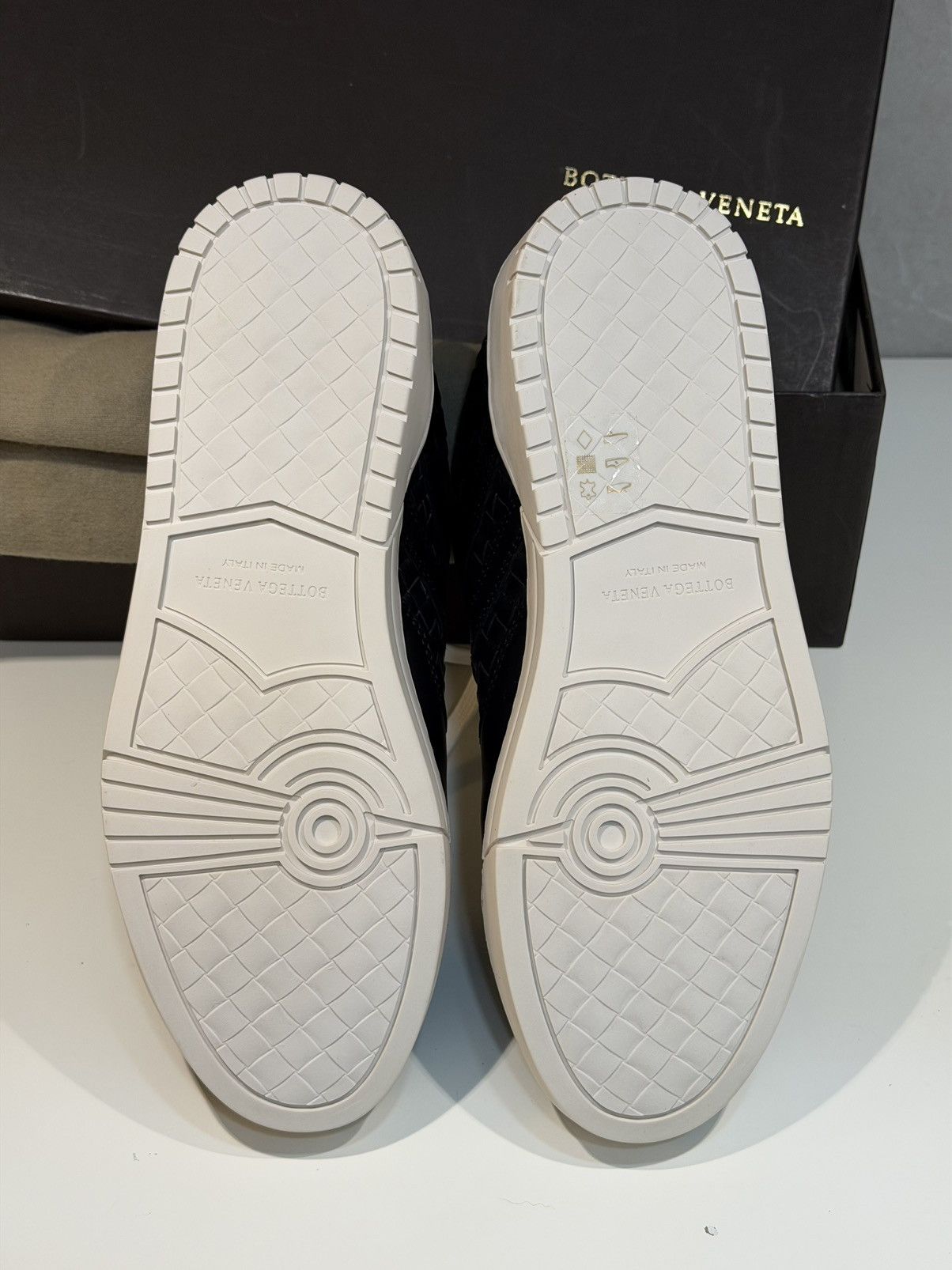 Bottega Veneta BOTTEGA VENETA 2010 Intrecciato Leather Woven Sneakers Black Size US 11 / EU 44 - 8 Thumbnail