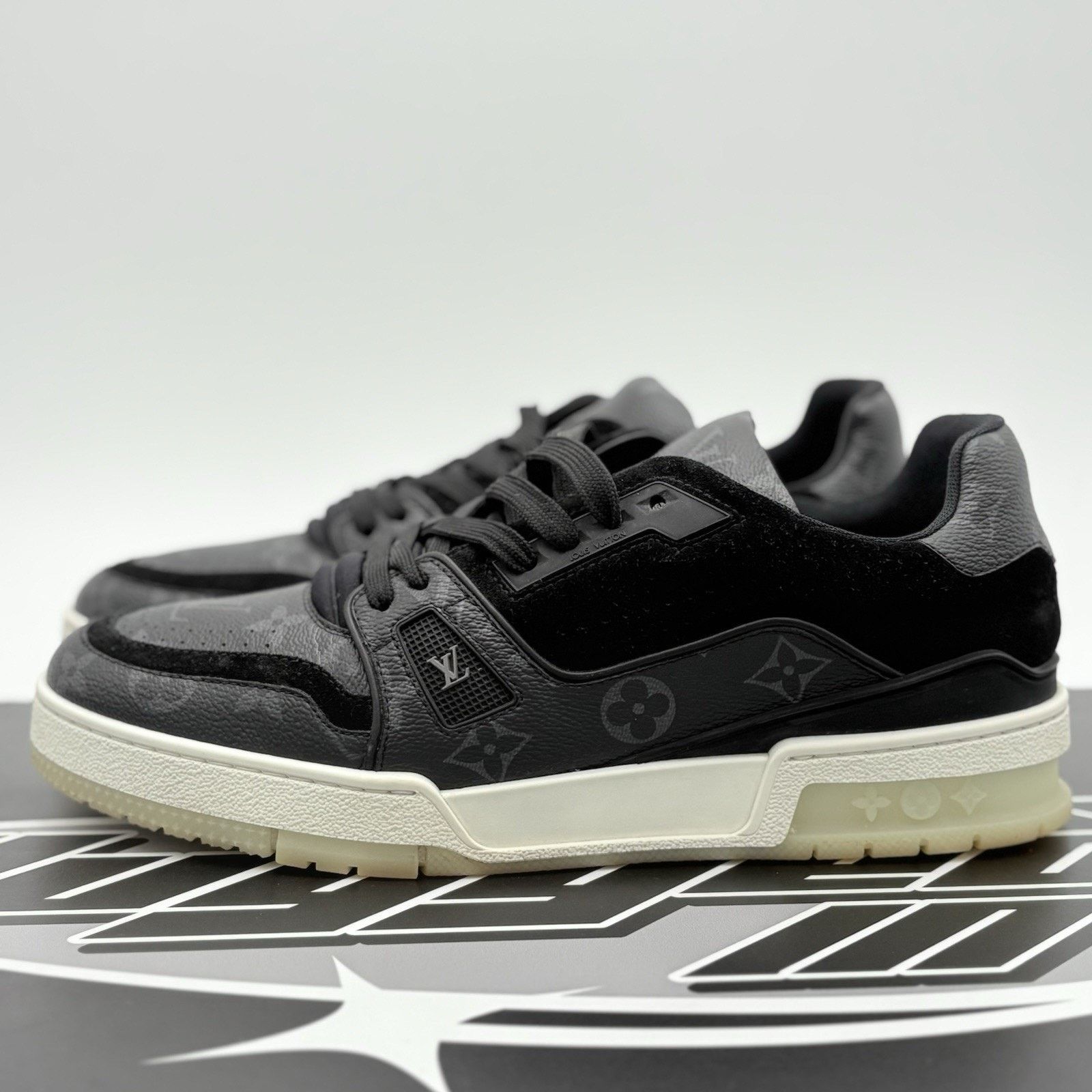 Louis Vuitton Louis Vuitton Trainer ' Black Monogram ' | GREAT COND! Size US 9 / EU 42 - 1 Thumbnail