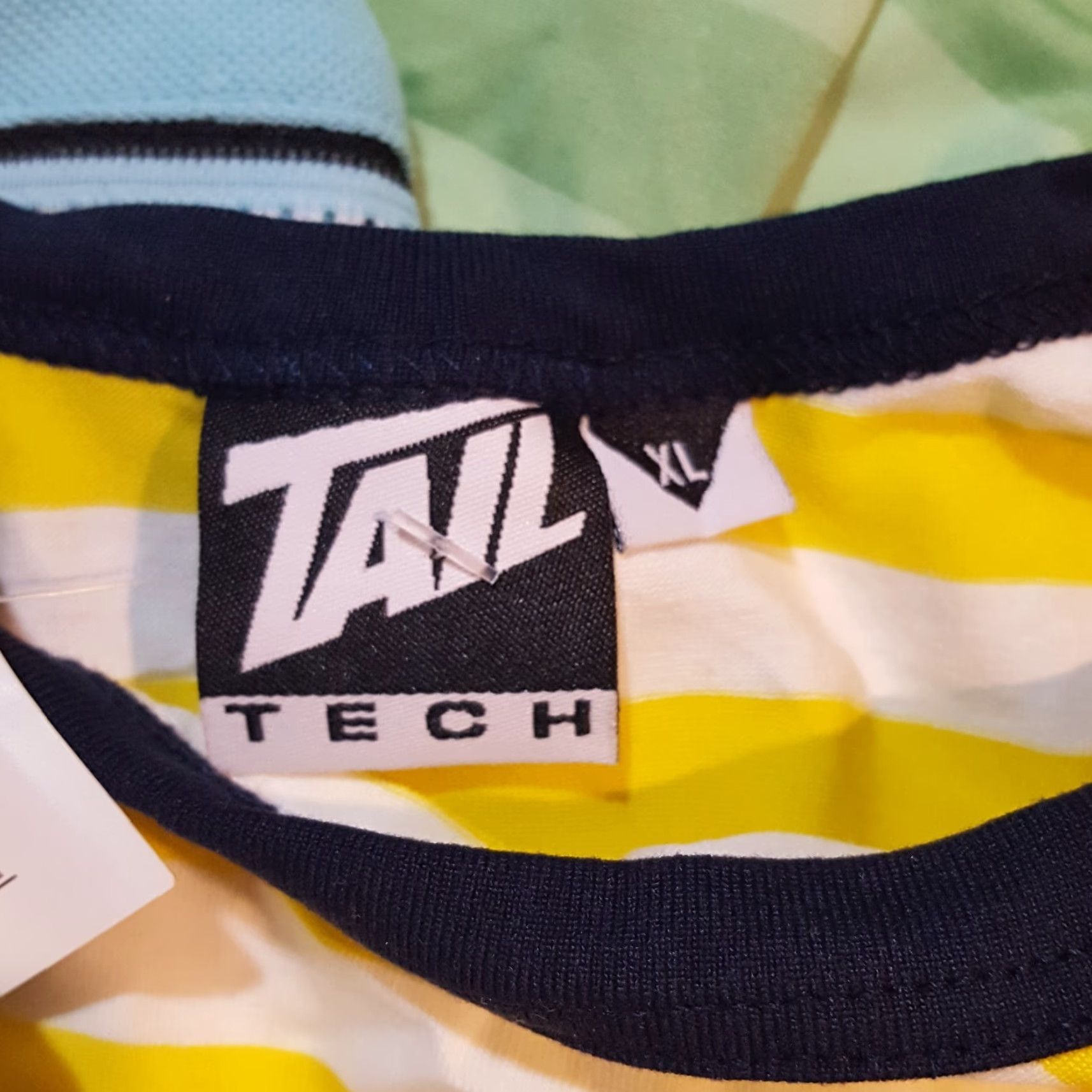 Vintage Vintage Tail Golf Yellow Striped Cropped Women's XL Sleeveless T Shirt Tank Top Size XL / US 12-14 / IT 48-50 - 6 Thumbnail