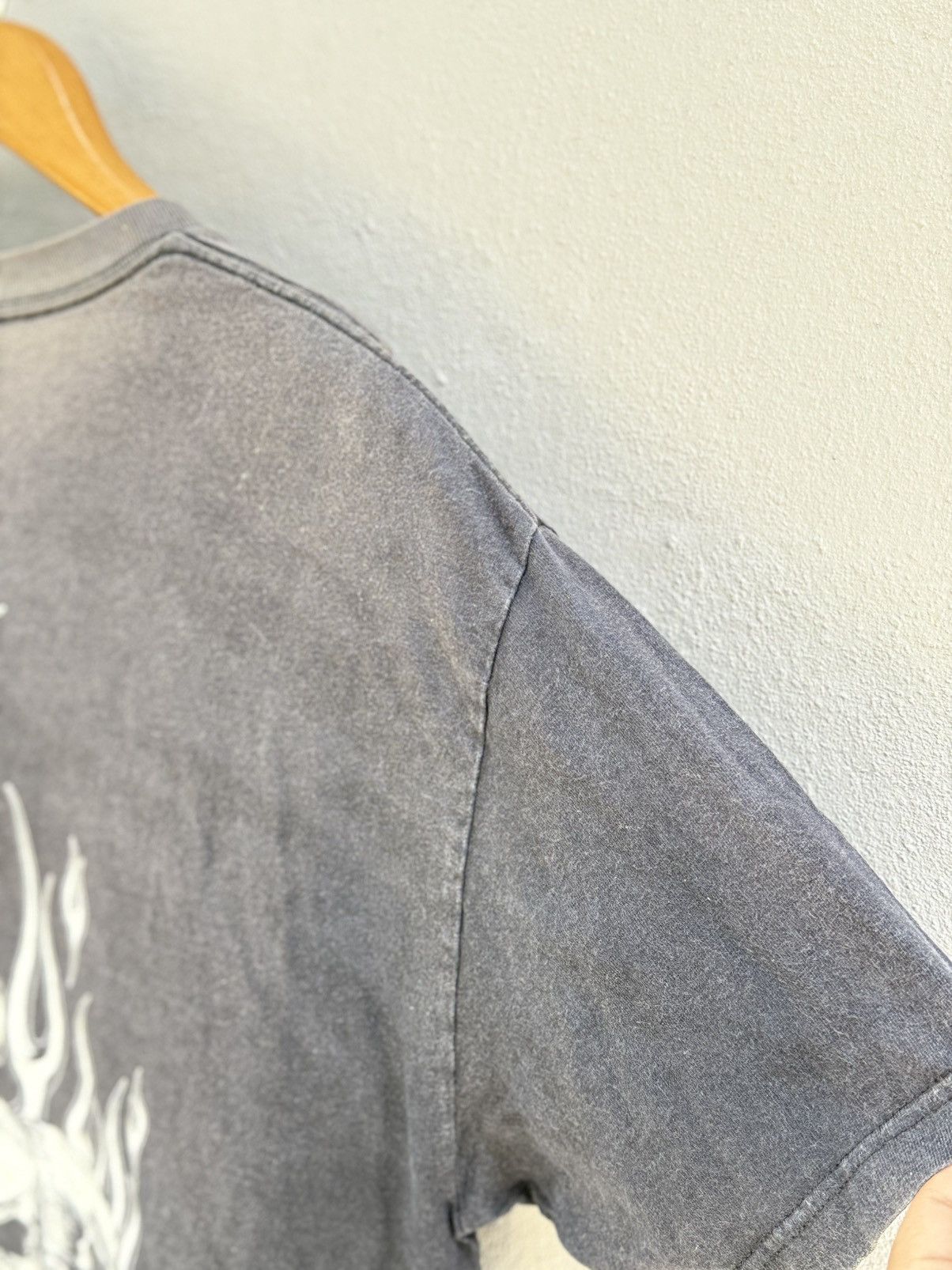 WWF Thrashed Vintage Stone Cold Flame Wrestling Sun Faded Tee Size US L / EU 52-54 / 3 - 8 Thumbnail