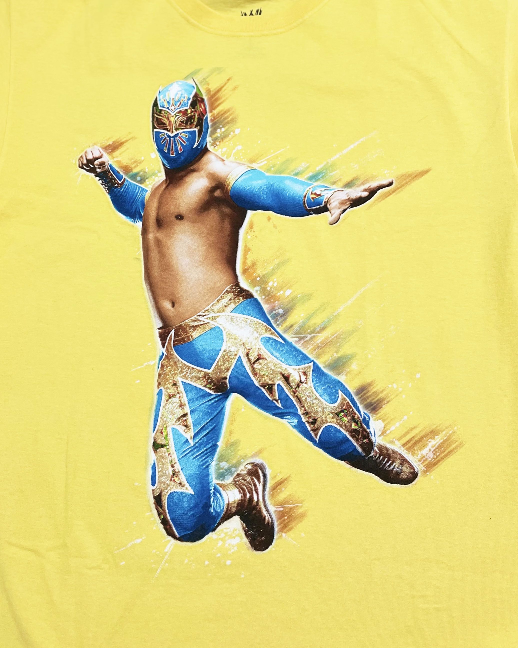 WWE WWE Wrestling (Sin Cara) Tshirt Copyright 2011 Size US L / EU 52-54 / 3 - 3 Thumbnail