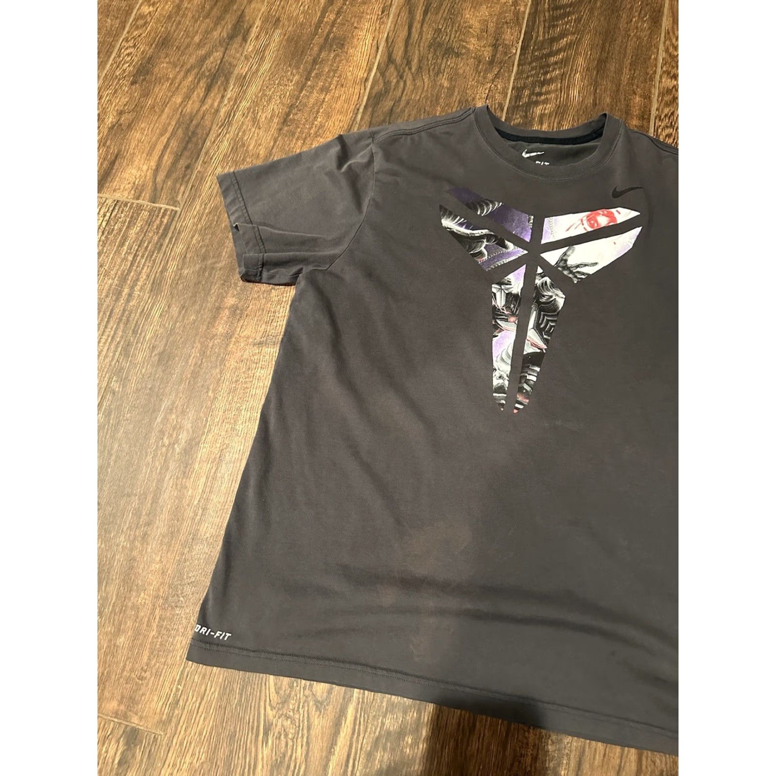 Nike RARE NIKE KOBE BRYANT LAKERS DRI FIT GRAY XL T-SHIRT CREW NECK MEN Size US XL / EU 56 / 4 - 3 Thumbnail