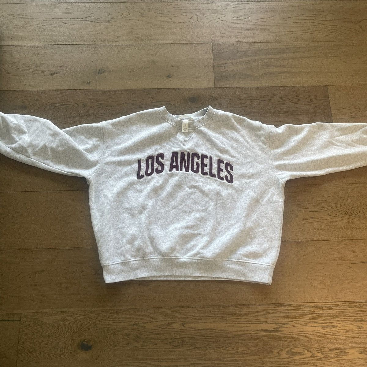 H&M H&M crew neck Size L / US 10 / IT 46 - 1 Thumbnail