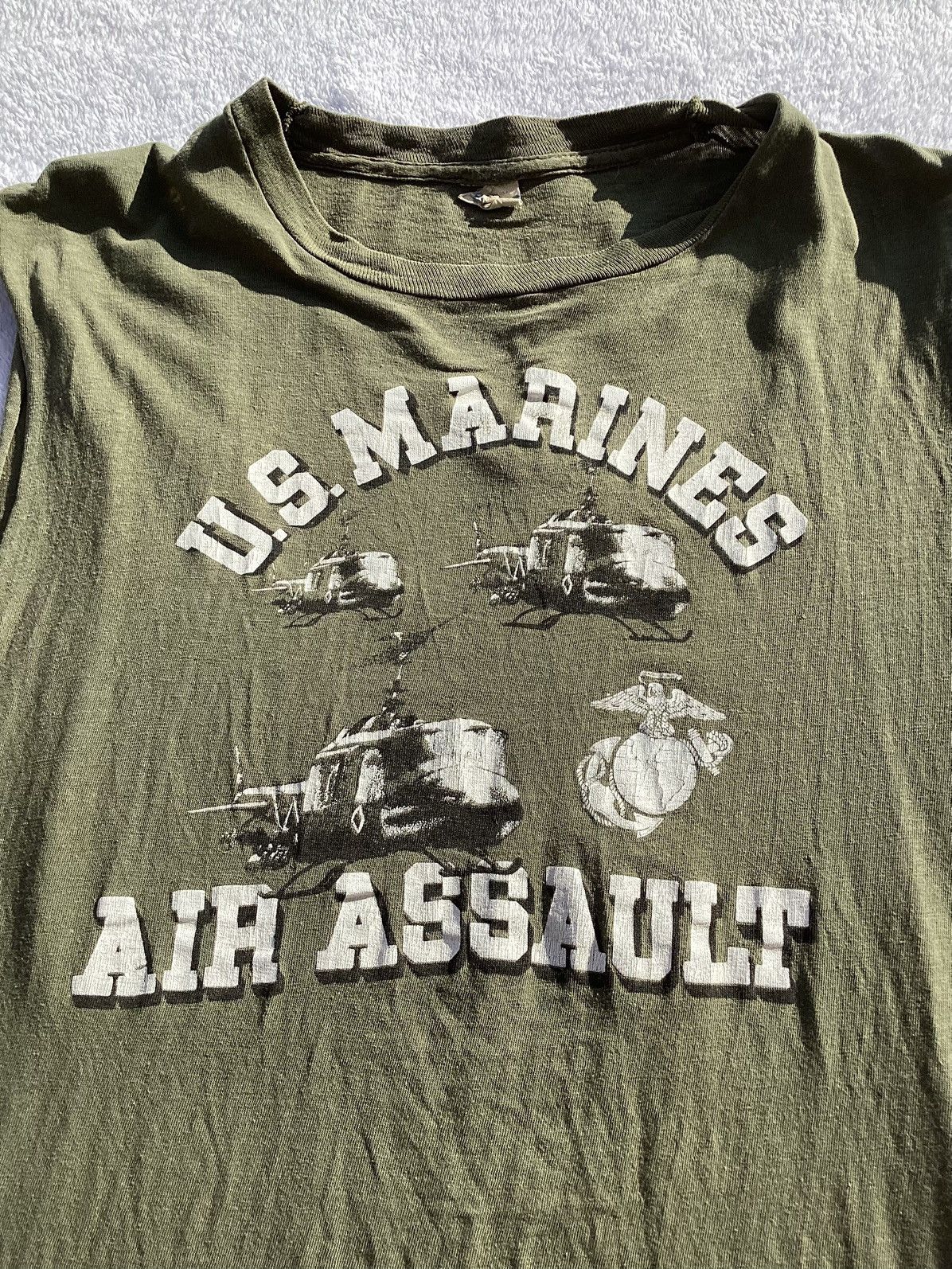 Other Vtg 80s US Marines air assault sleeveless single stitch Tee Size US L / EU 52-54 / 3 - 2 Thumbnail