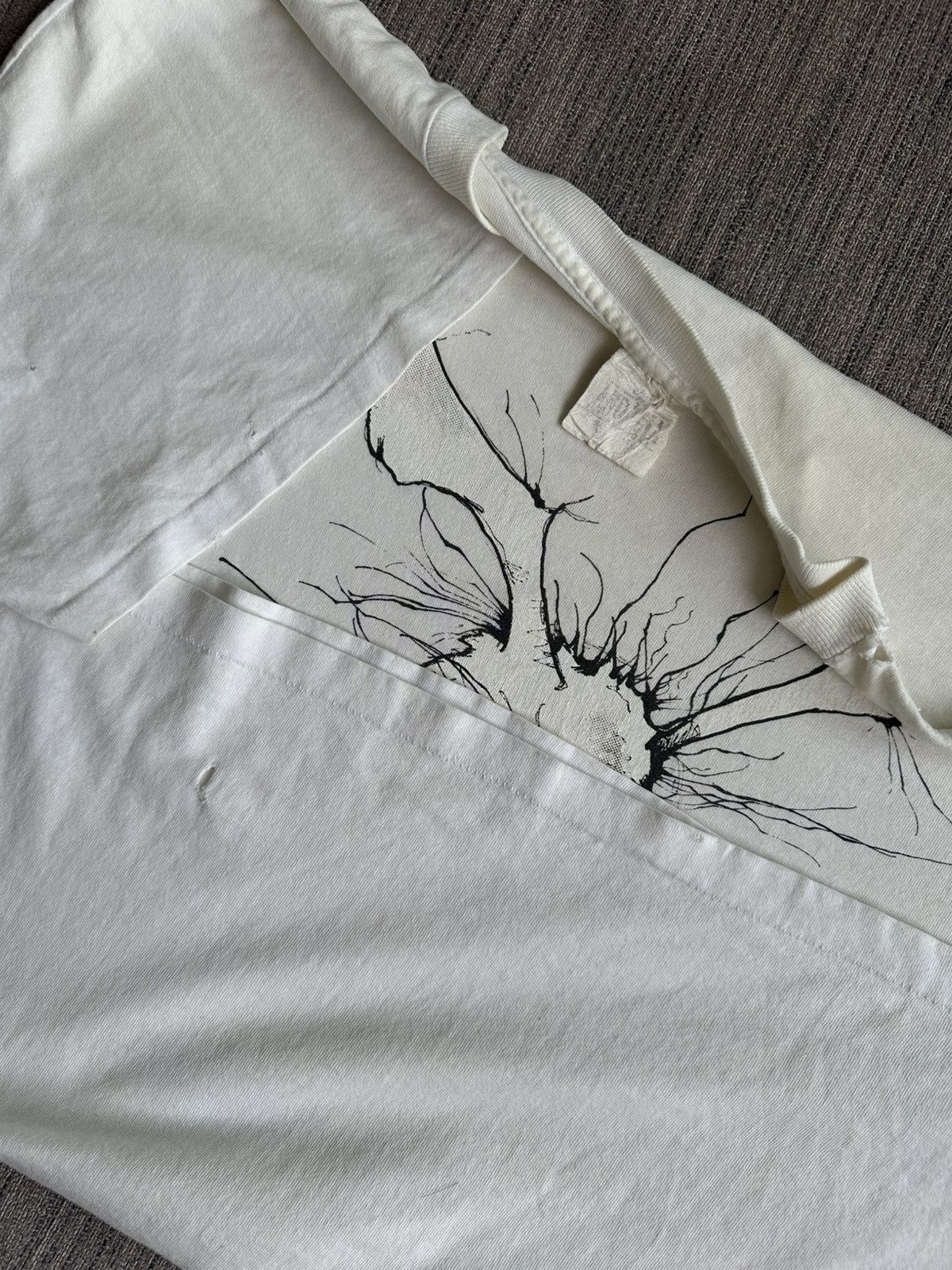 Vintage Vintage 90’s Alice in Wonderland White Rabbit I’m Late! USA Size US XXL / EU 58 / 5 - 7 Thumbnail
