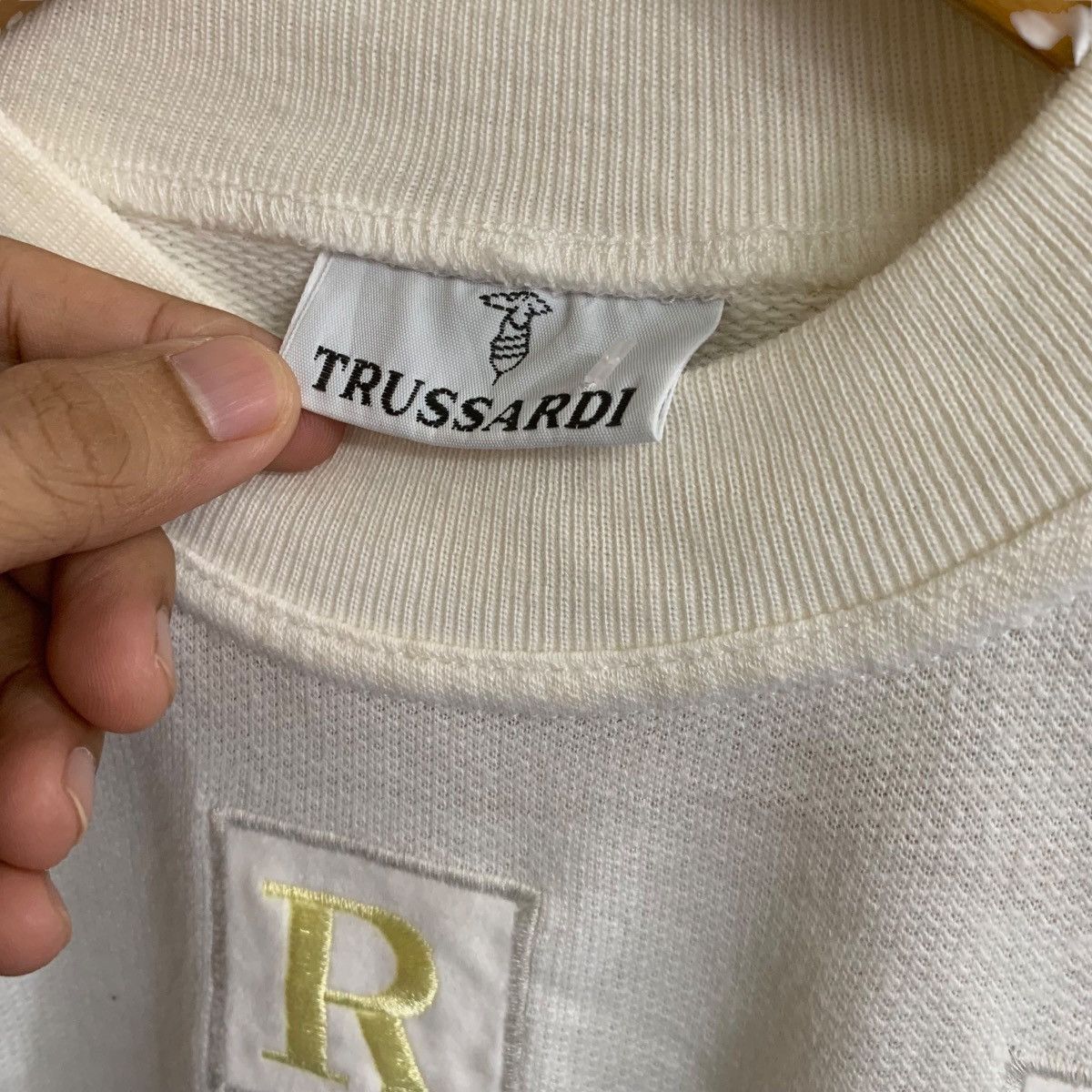 Trussardi × Vintage Vintage Trussardi Rare Design Sweatshirt Small Size US S / EU 44-46 / 1 - 3 Thumbnail