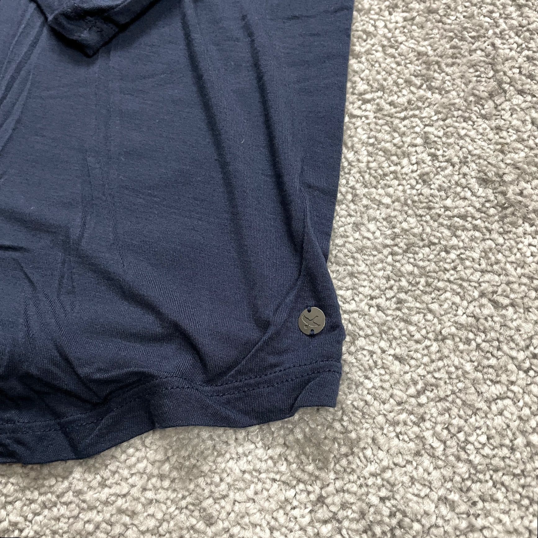 Eddie Bauer VINTAGE Eddie Bauer Women's T-Shirt Long Sleeve V-Neck Casual Blue XS Fabric Knit Fall Spring Summer Womens Size XS / US 0-2 / IT 36-38 - 2 Thumbnail