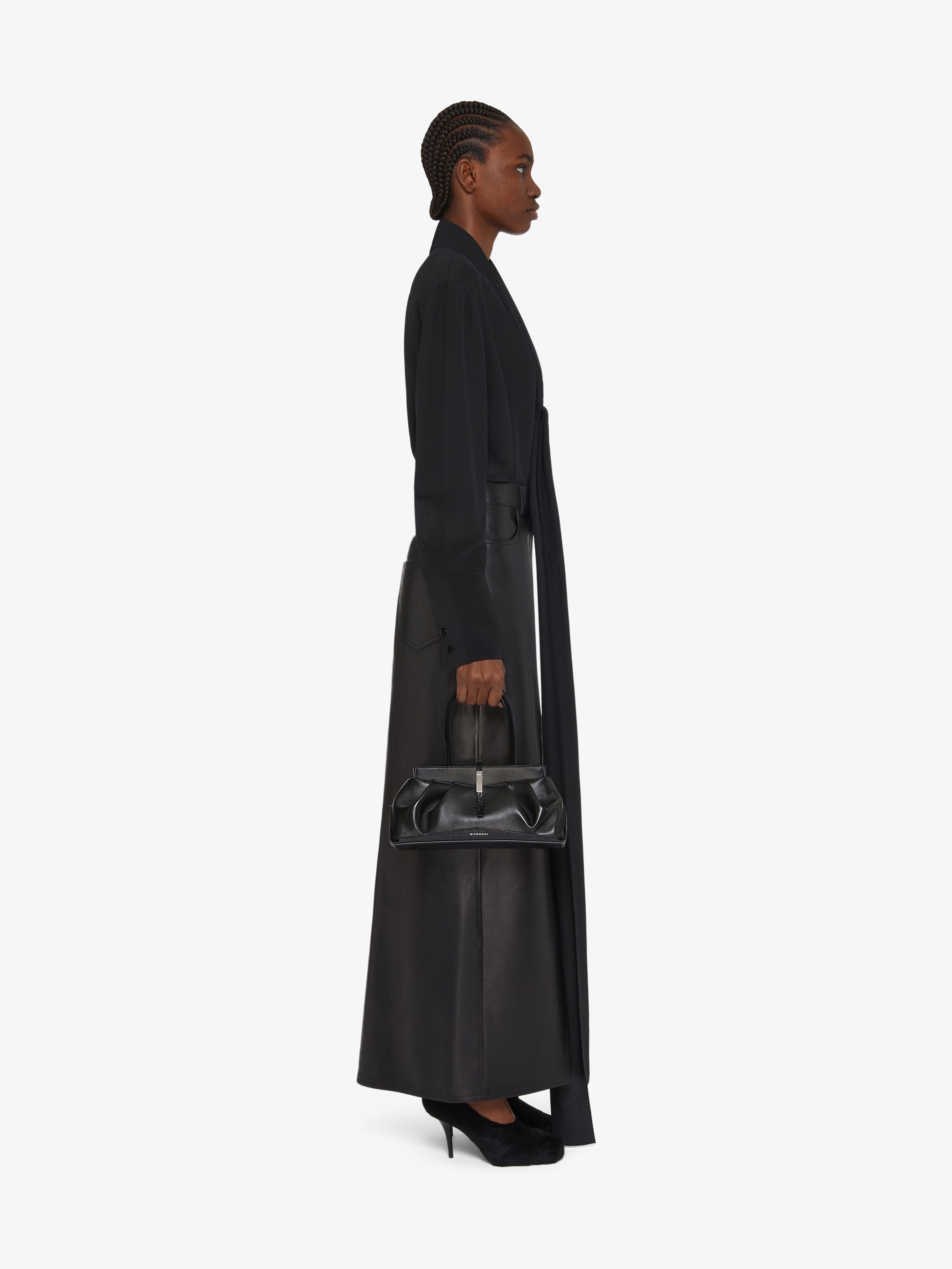 Givenchy o1srvl11e0725 V Lavaliere in Black Size M / US 6-8 / IT 42-44 - 4 Thumbnail