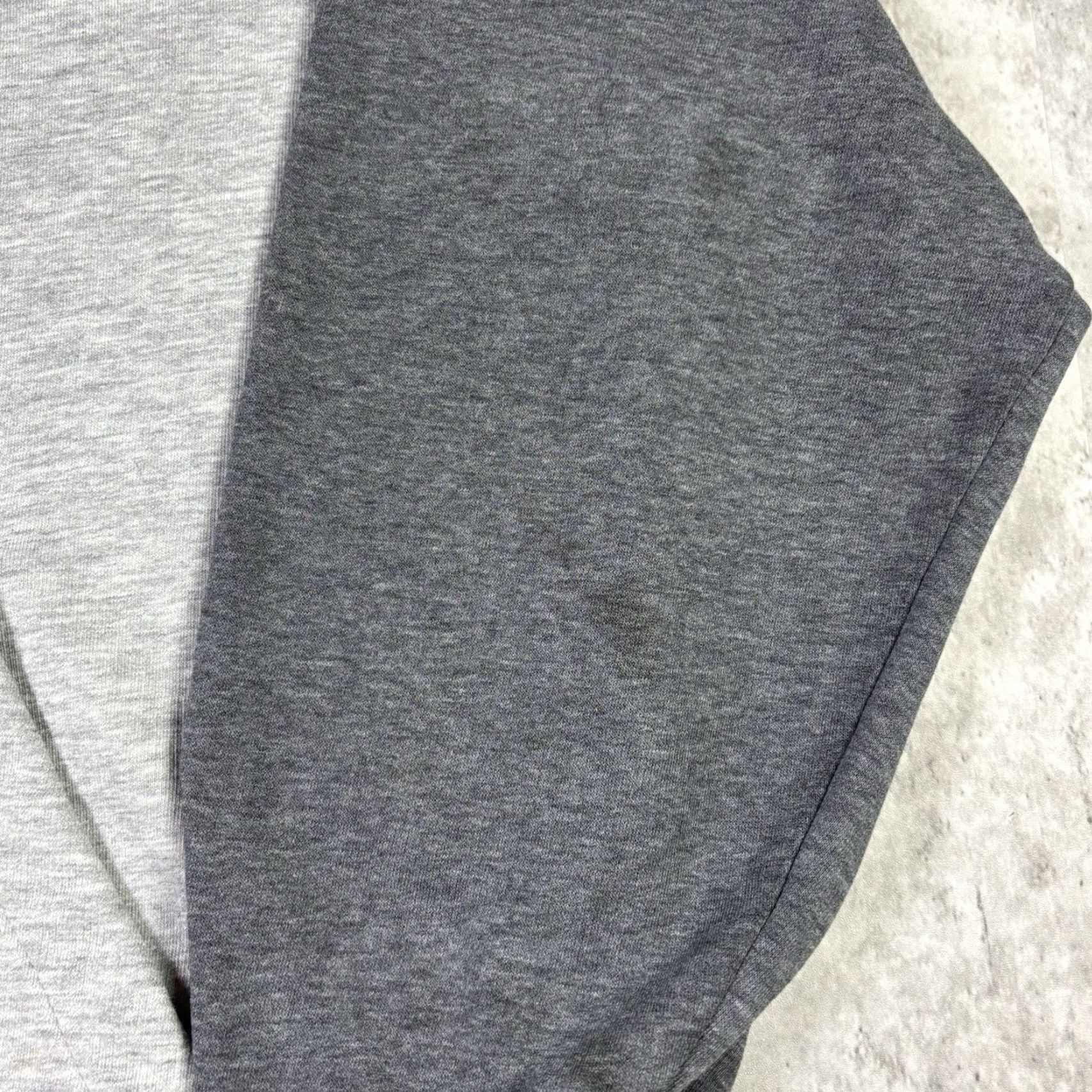 Nike VINTAGE Nike Hoodie Gray Pullover Mens M Y2K 90s Size US M / EU 48-50 / 2 - 7 Thumbnail