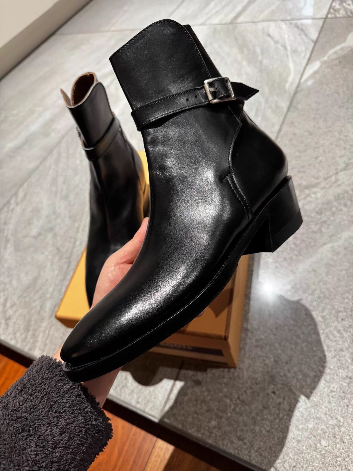 Clique Black Leather Ankle Boots with Buckle Strap Size US 7.5 / EU 40-41 - 1 Thumbnail