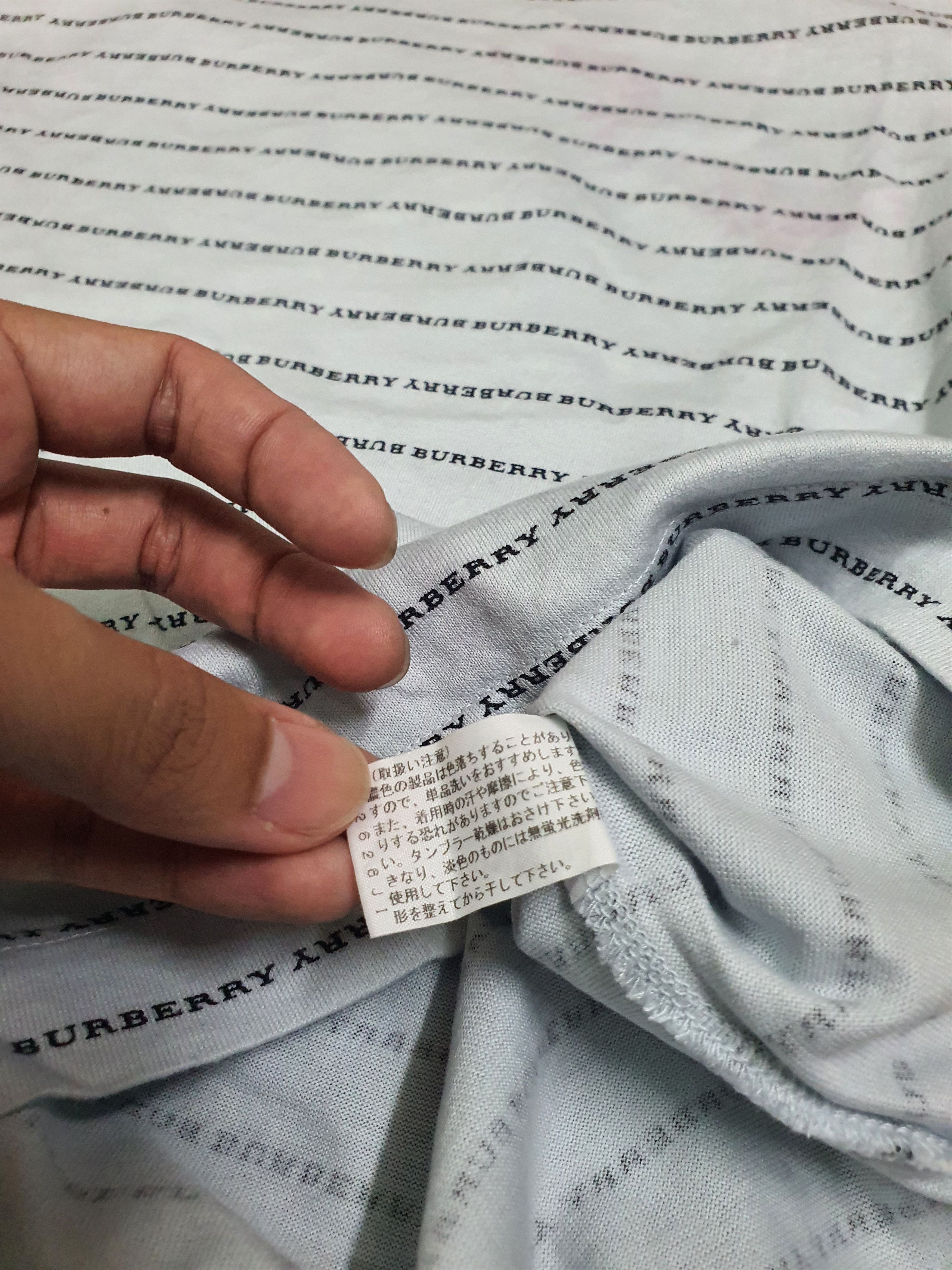 Burberry Burberry London Monogram T-shirt with an all-over print Size US M / EU 48-50 / 2 - 10 Thumbnail