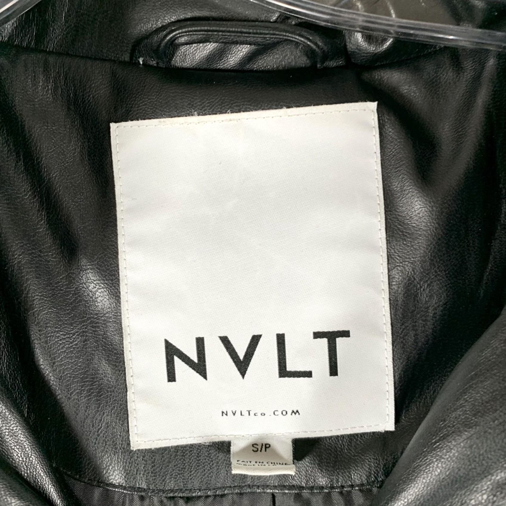 NVLTY NVLT Jacket Womens Small Black Faux Leather Puffer Snap Front Collared Warm Size S / US 4 / IT 40 - 4 Thumbnail