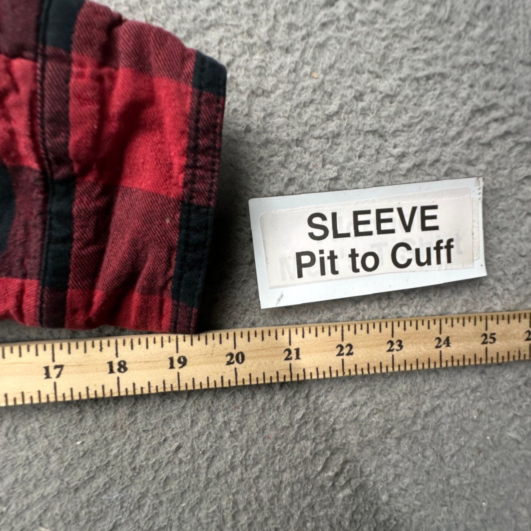 Duluth Trading Company Duluth Trading Co Free Swingin Waffle-Lined Buffalo Check Flannel Shirt Large Mens L Red Black Plaid Button-Up Size US L / EU 52-54 / 3 - 6 Thumbnail