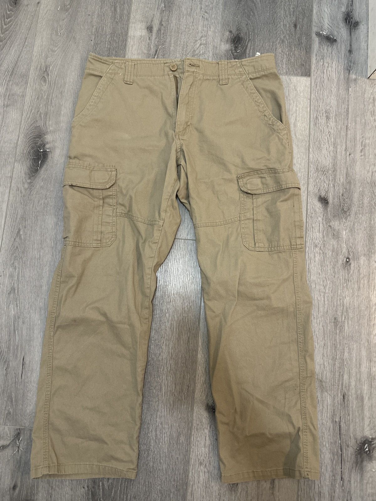 Wrangler Wrangler cargo brand new Size US 32 / EU 48 - 1 Thumbnail