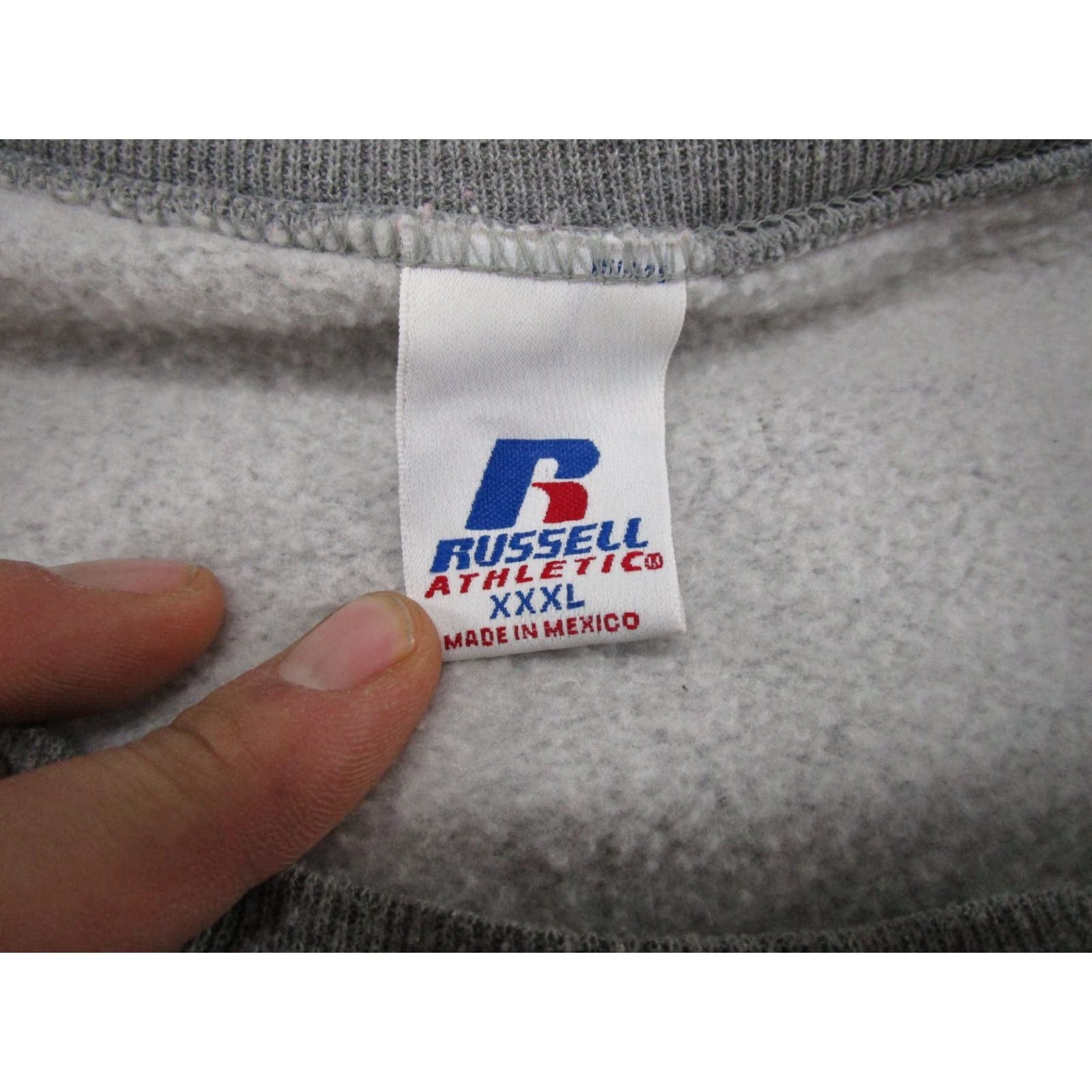 Russell Athletic VINTAGE Russell Athletic USA Flag Stars Stripes Crewneck Sweatshirt 3XL Mens Gray Size US XXL / EU 58 / 5 - 3 Thumbnail