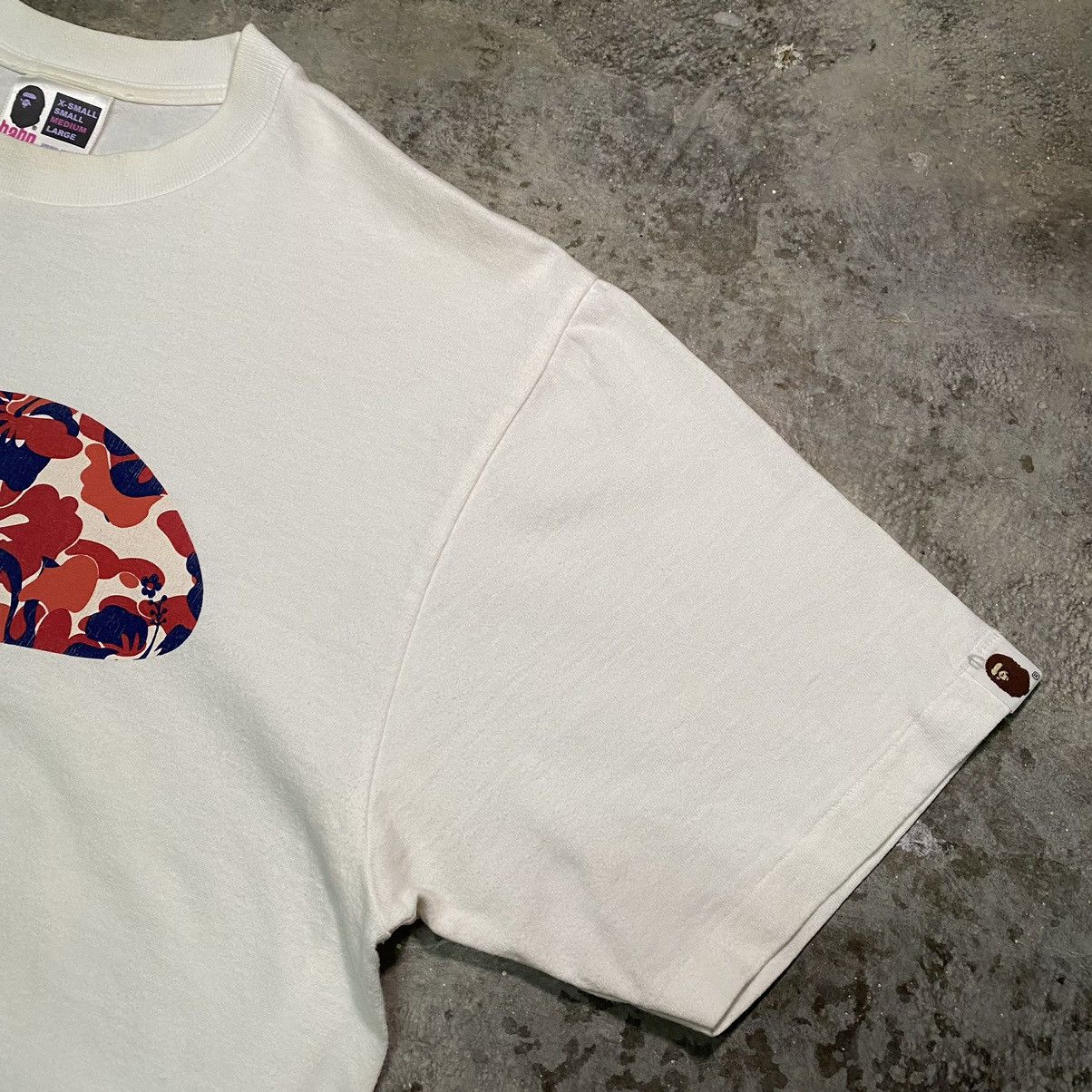 Bape × Vintage Hibiscus Camo Ape Face Tee Size US M / EU 48-50 / 2 - 9 Thumbnail