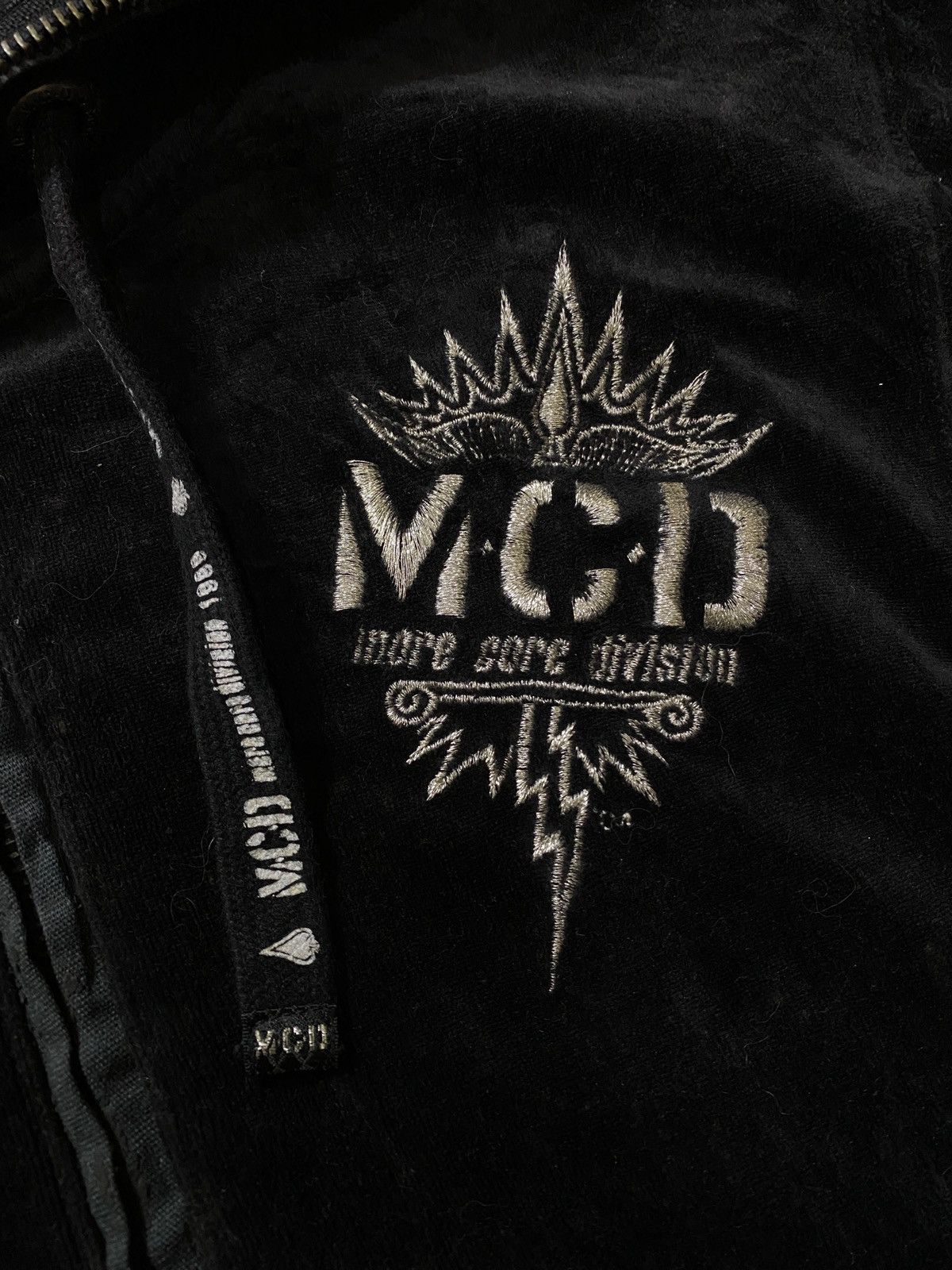 Designer × Japanese Brand mcd More Core Division Velvet Zip Hoodie Size US M / EU 48-50 / 2 - 4 Thumbnail