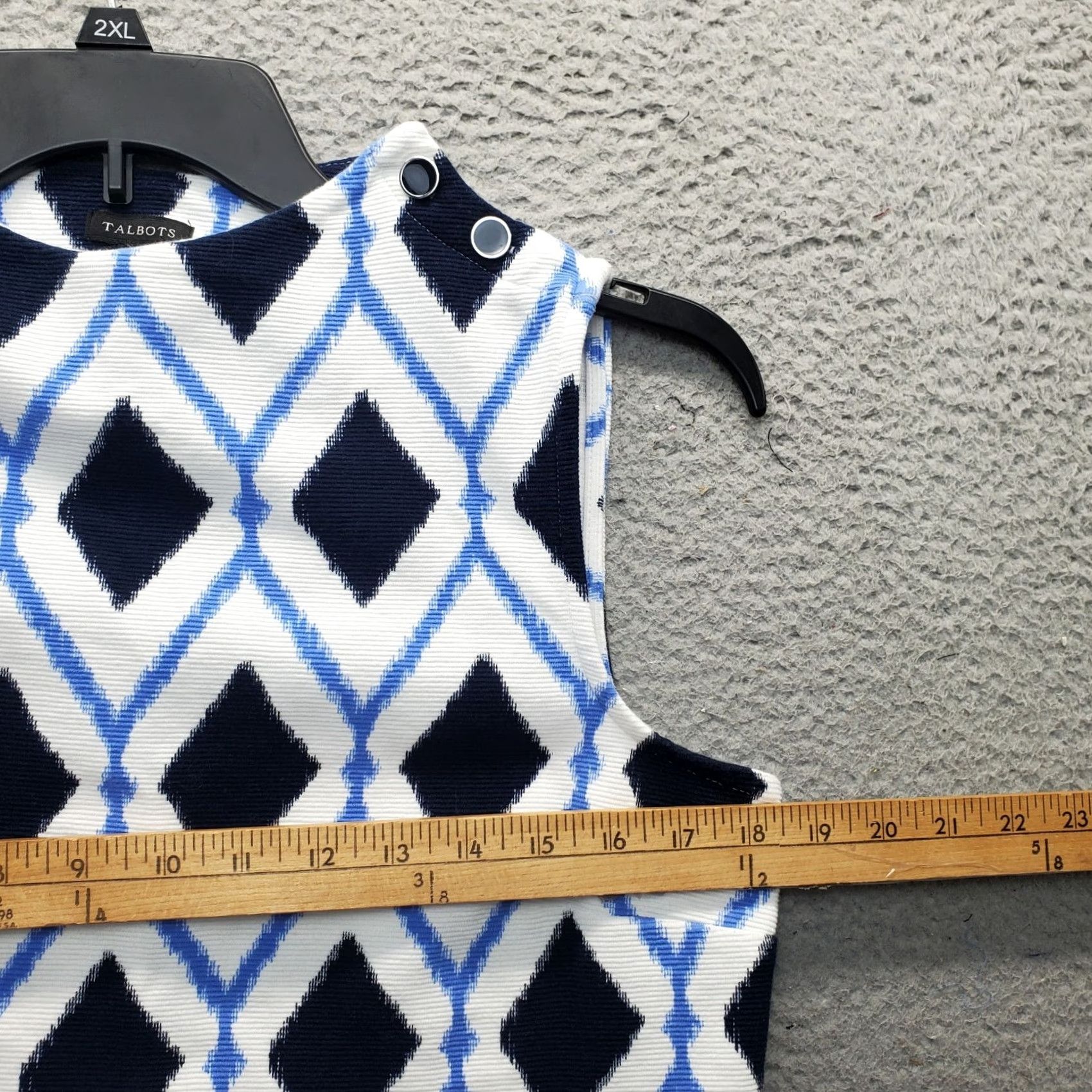 Talbots Talbots Blouse Women Small Multicolor Diamond Print Sleeveless Crew Neck Pullover Cap Size S / US 4 / IT 40 - 4 Thumbnail