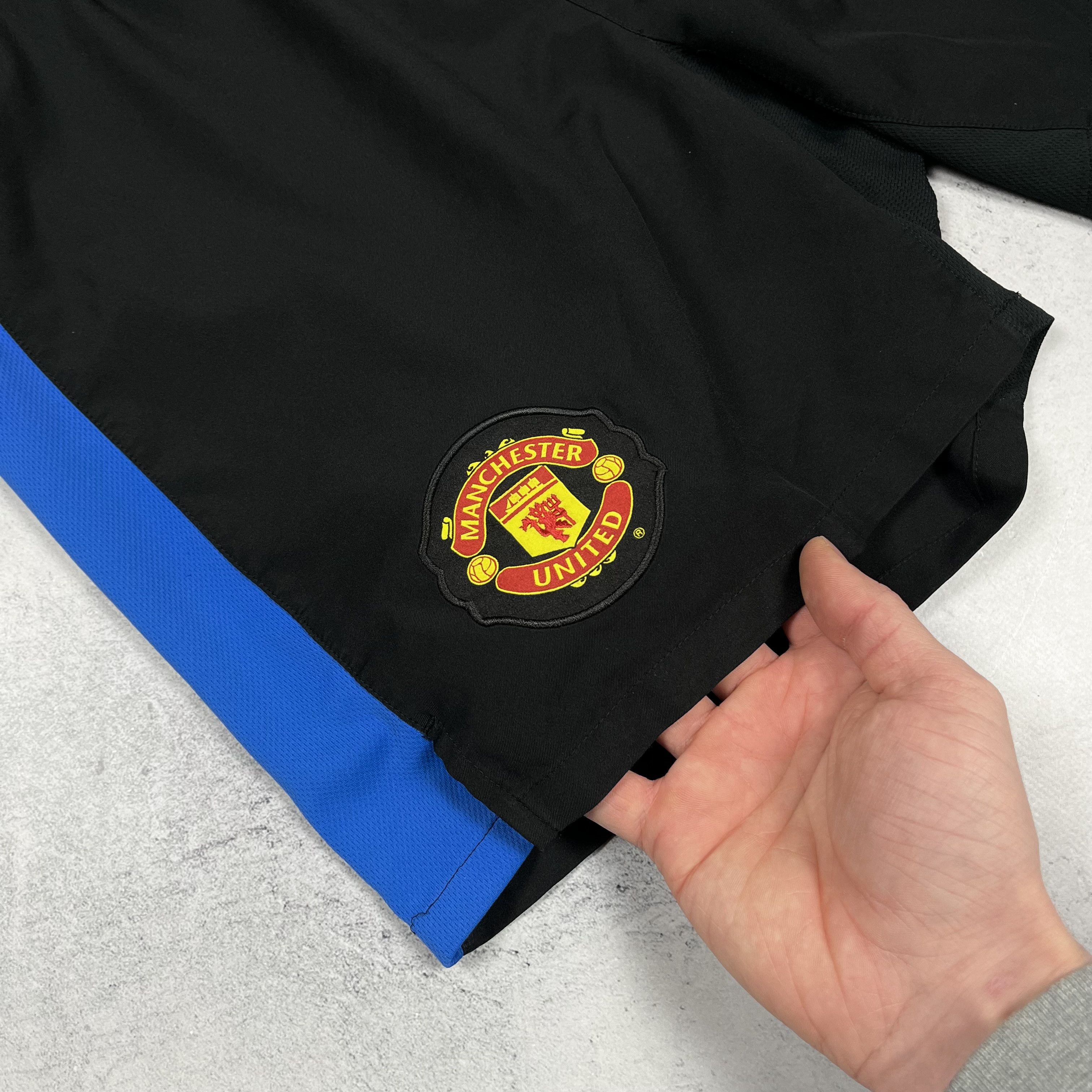 Nike Nike Manchester United Away Soccer Shorts 2009/2010 Size US 32 / EU 48 - 6 Thumbnail