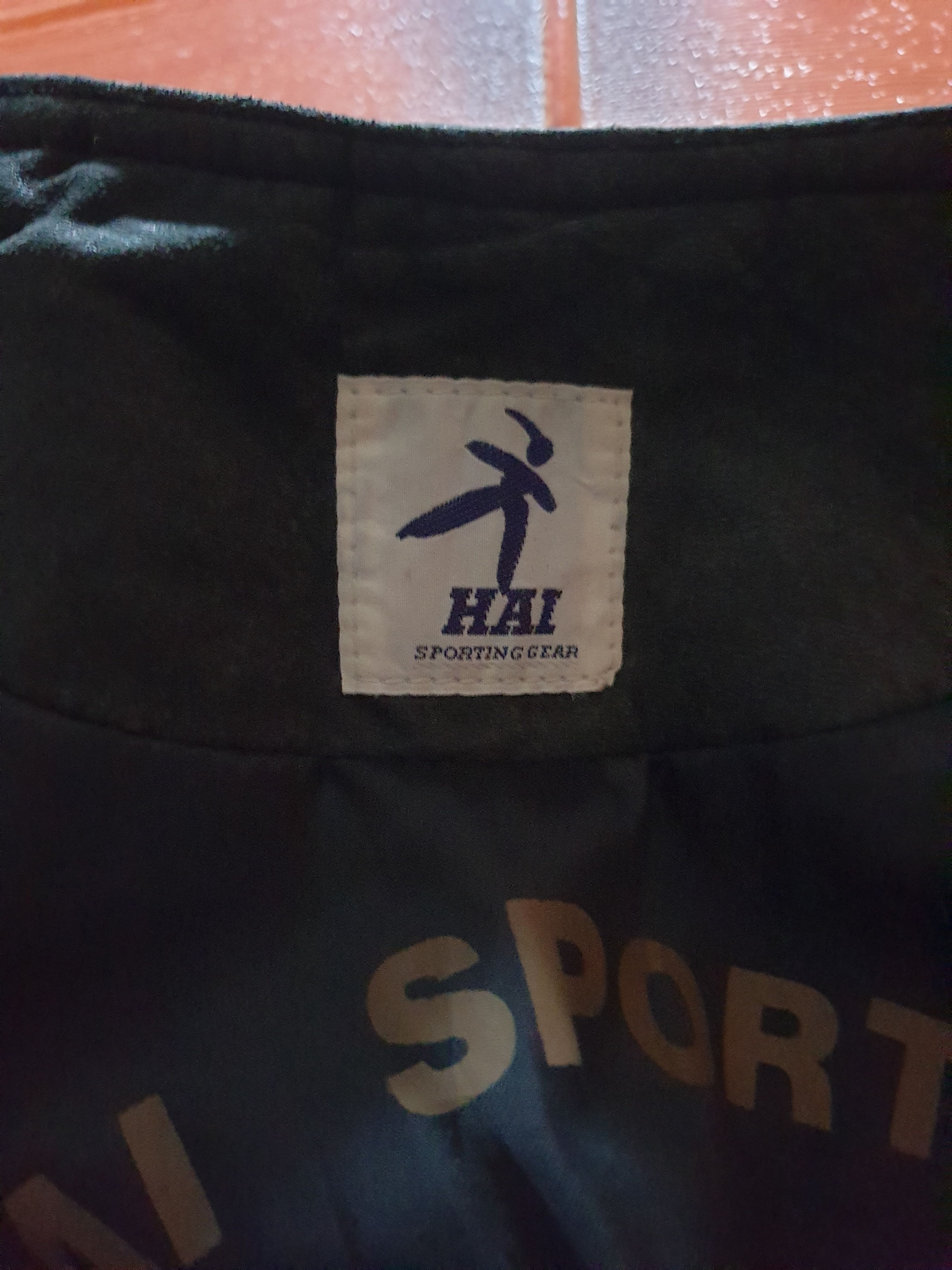 Hai Sporting Gear Hai sporting gear Issey Miyake leather vest Size US M / EU 48-50 / 2 - 2 Thumbnail