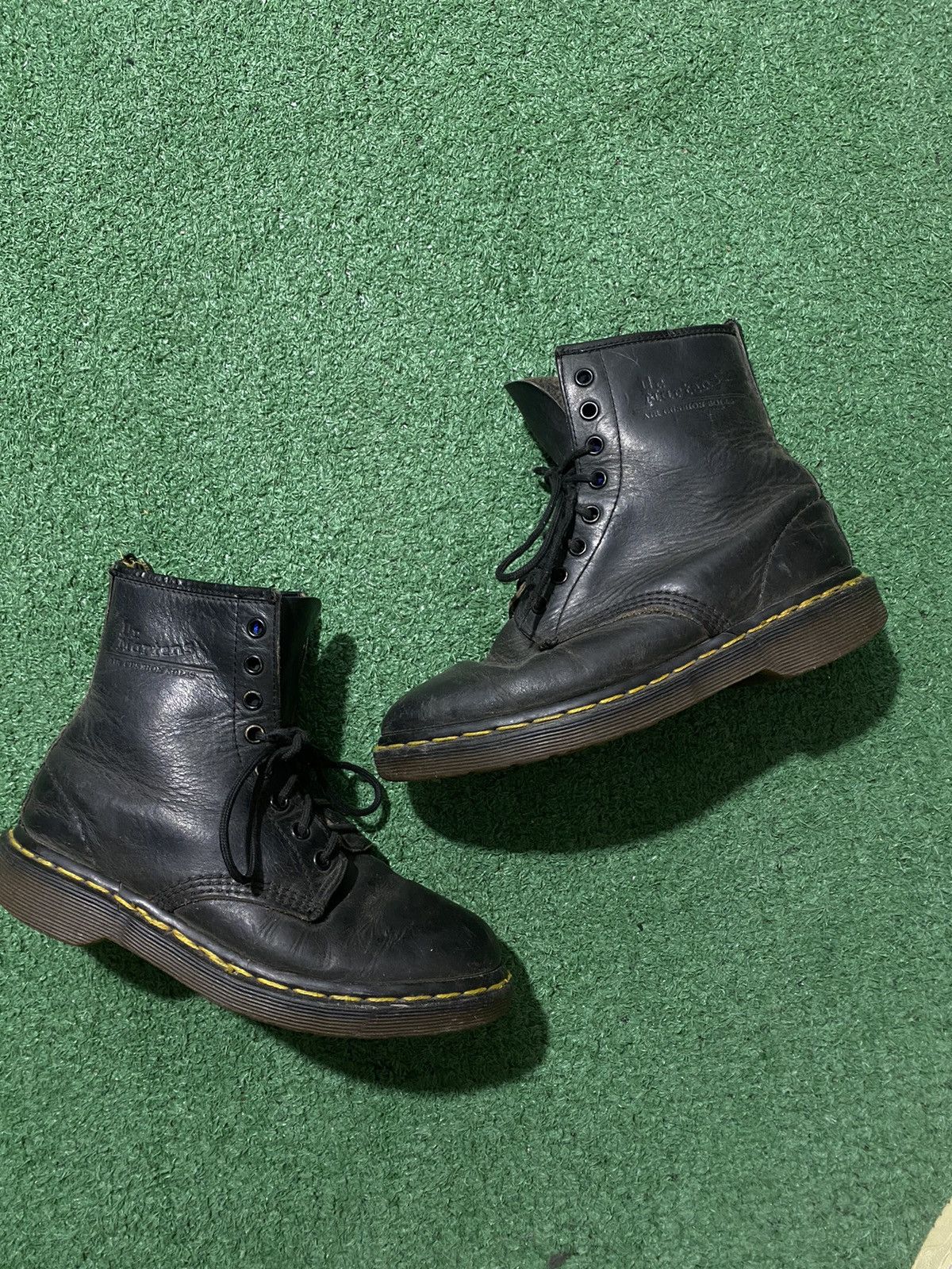 Dr. Martens Dr Martens leather shoes Size US 7 / EU 40 - 2 Thumbnail