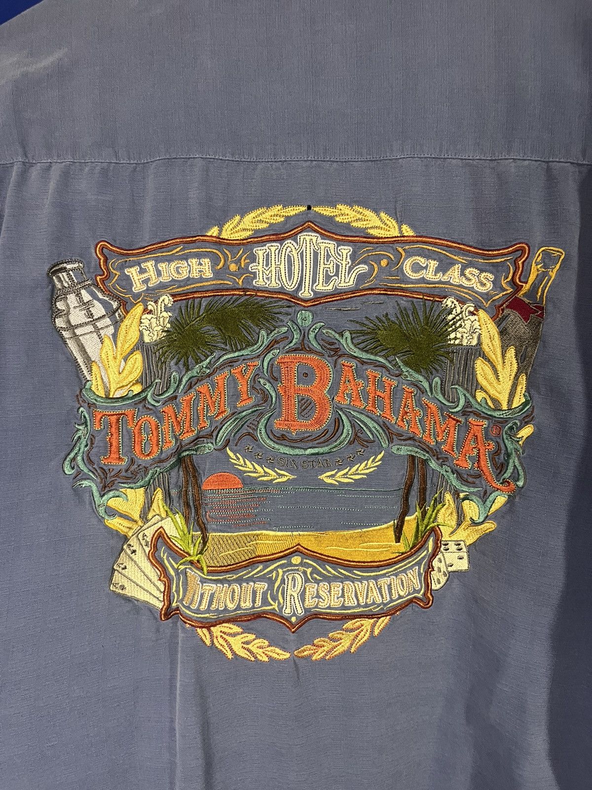 Tommy Bahama × Vintage Vintage Tommy Bahama Hawaiian Bowling Camp Button Shirt Size US XL / EU 56 / 4 - 4 Thumbnail