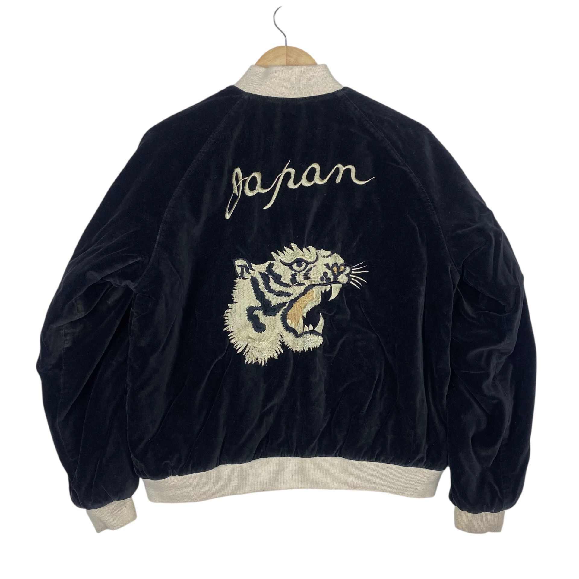 Toyo Enterprises 💥 VINTAGE DRAGON SUKAJAN VELVET JACKET Size US M / EU 48-50 / 2 - 7 Thumbnail