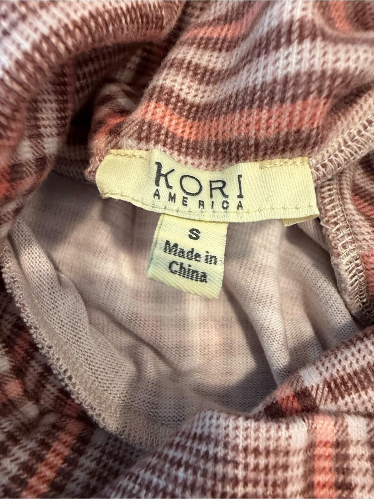 Michael Kors Kori America plaid cowl neck cape pockets buttery soft SZ SM Size S / US 4 / IT 40 - 6 Thumbnail