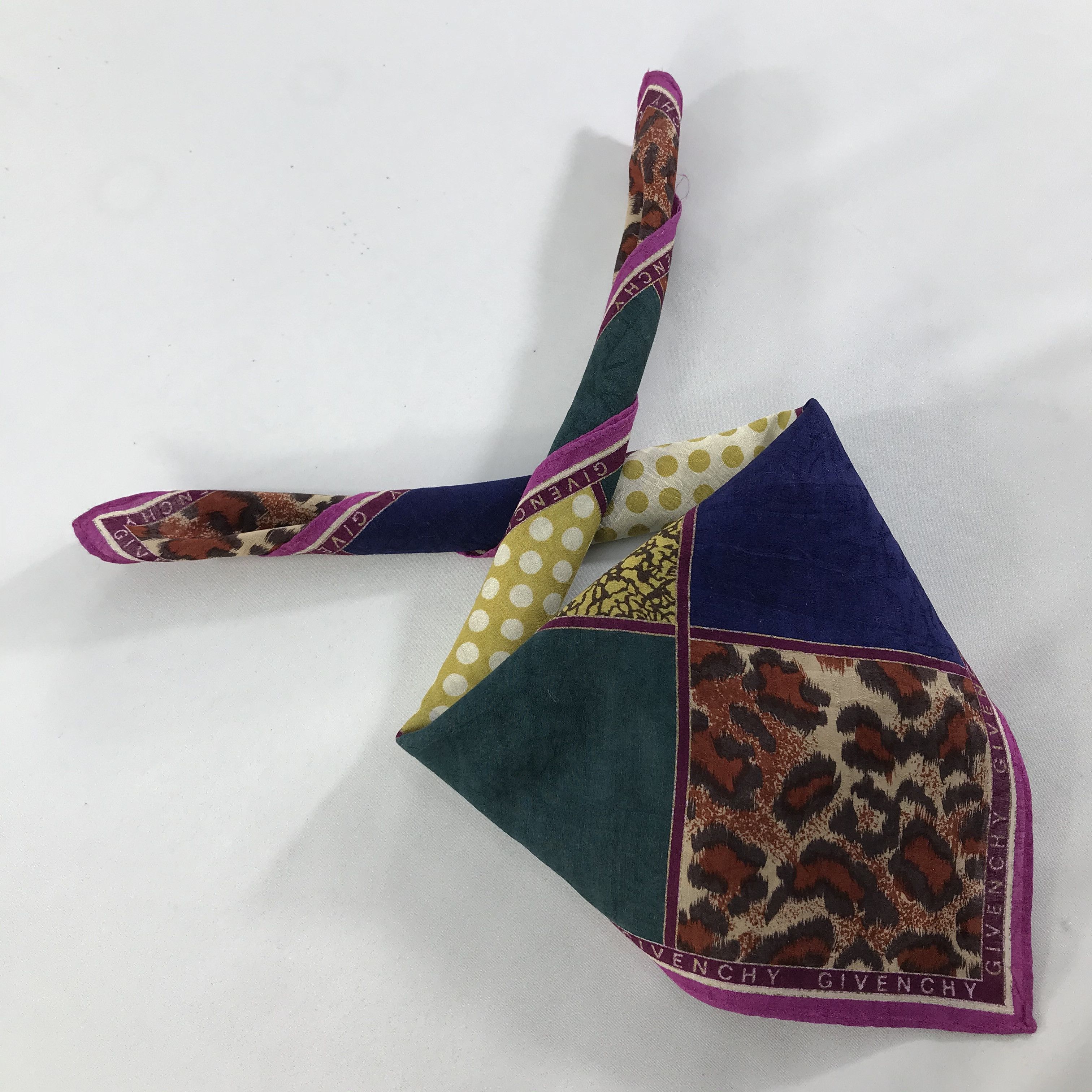 Vintage Vintage Givenchy Bandana / Handkerchief / Neckerchief -S1442 Size ONE SIZE - 4 Thumbnail