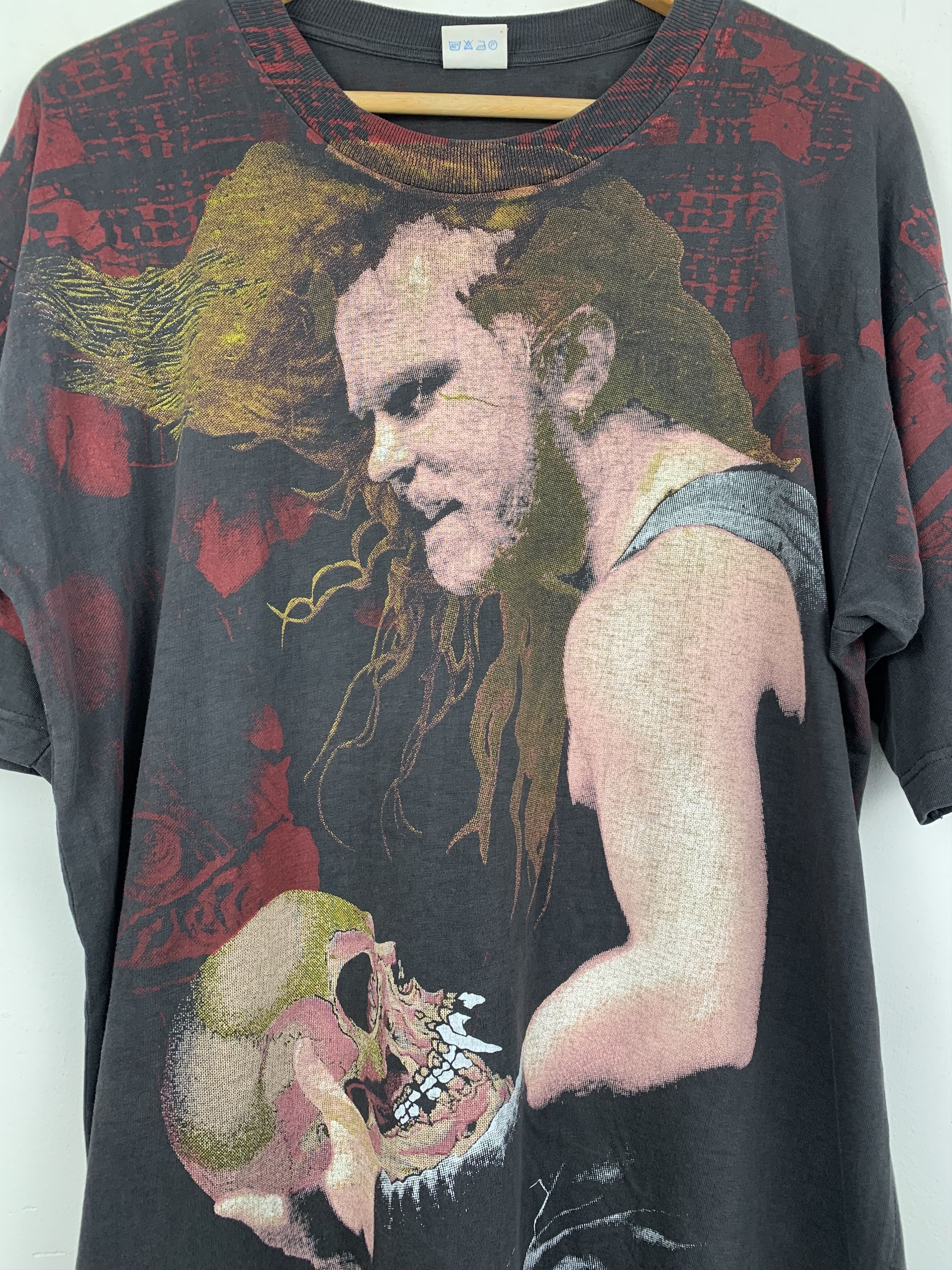 Band Tees × Metallica × Vintage Vintage 90s Metallica All Overprint Bootleg Band Tee TA0304 Size US L / EU 52-54 / 3 - 5 Thumbnail