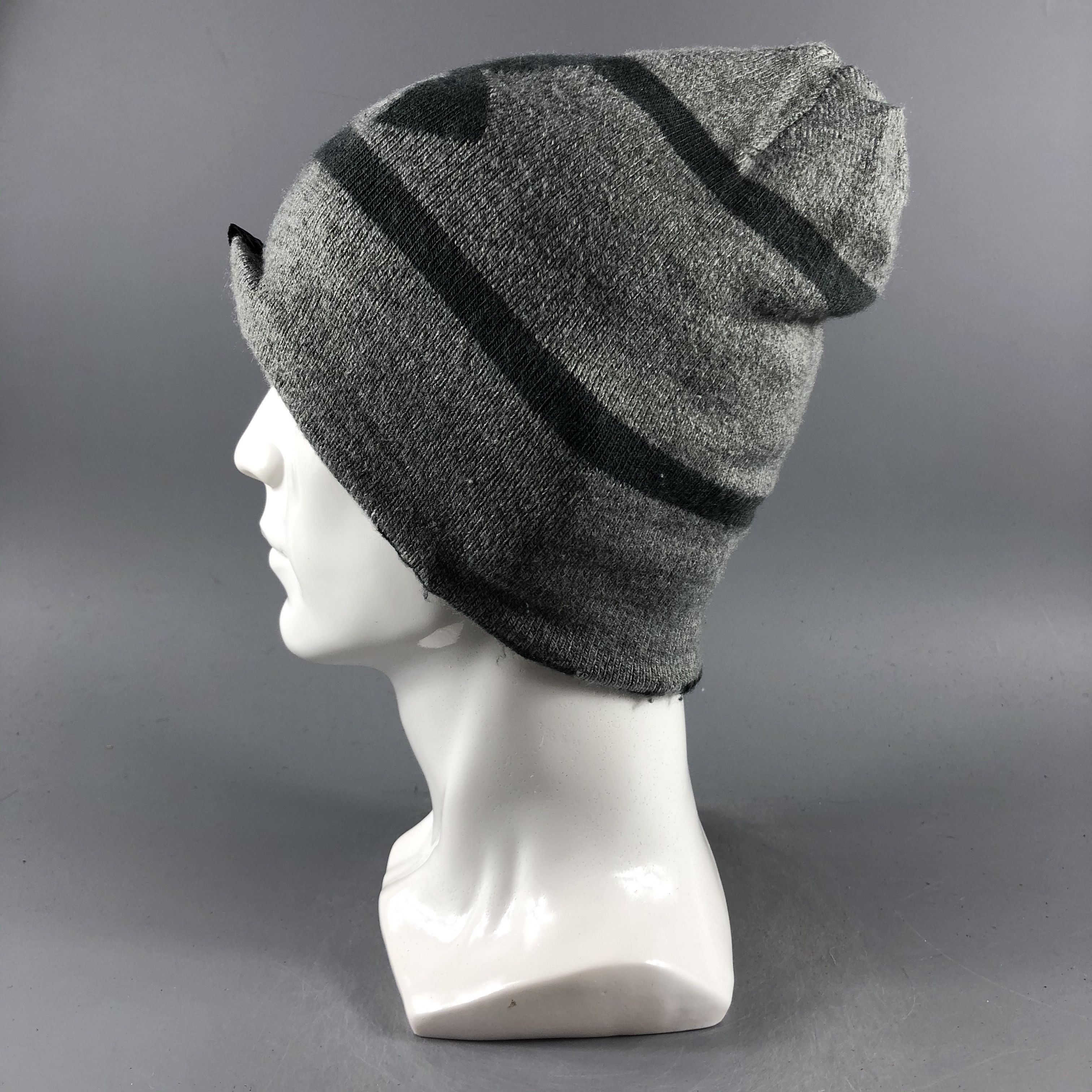 Under Armour × Vintage Under Armour Big Logo Beanie Snow Hat Snow Cap -D477 Size ONE SIZE - 1 Thumbnail