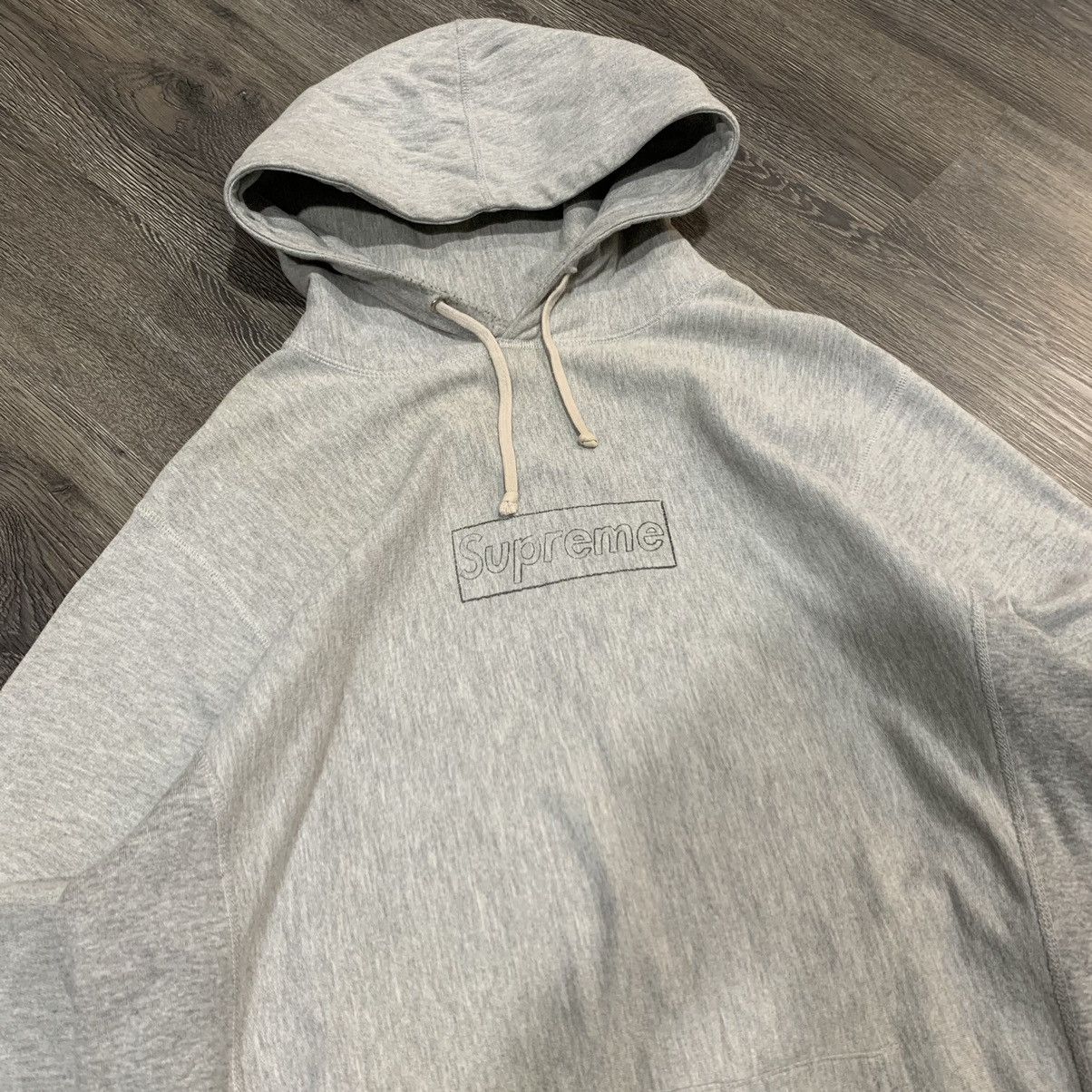 Kaws × Supreme SS11 Supreme Kaws Chalk Box Logo Hoodie Grey Size US XL / EU 56 / 4 - 2 Thumbnail