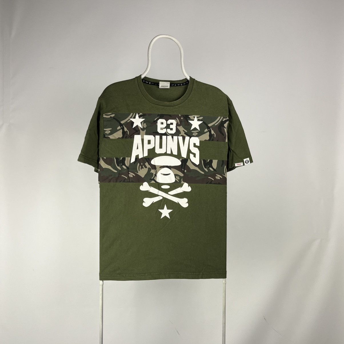 Aape Aape by A Bathing Ape Big logo y2k Camo T shirt Size US XL / EU 56 / 4 - 1 Thumbnail