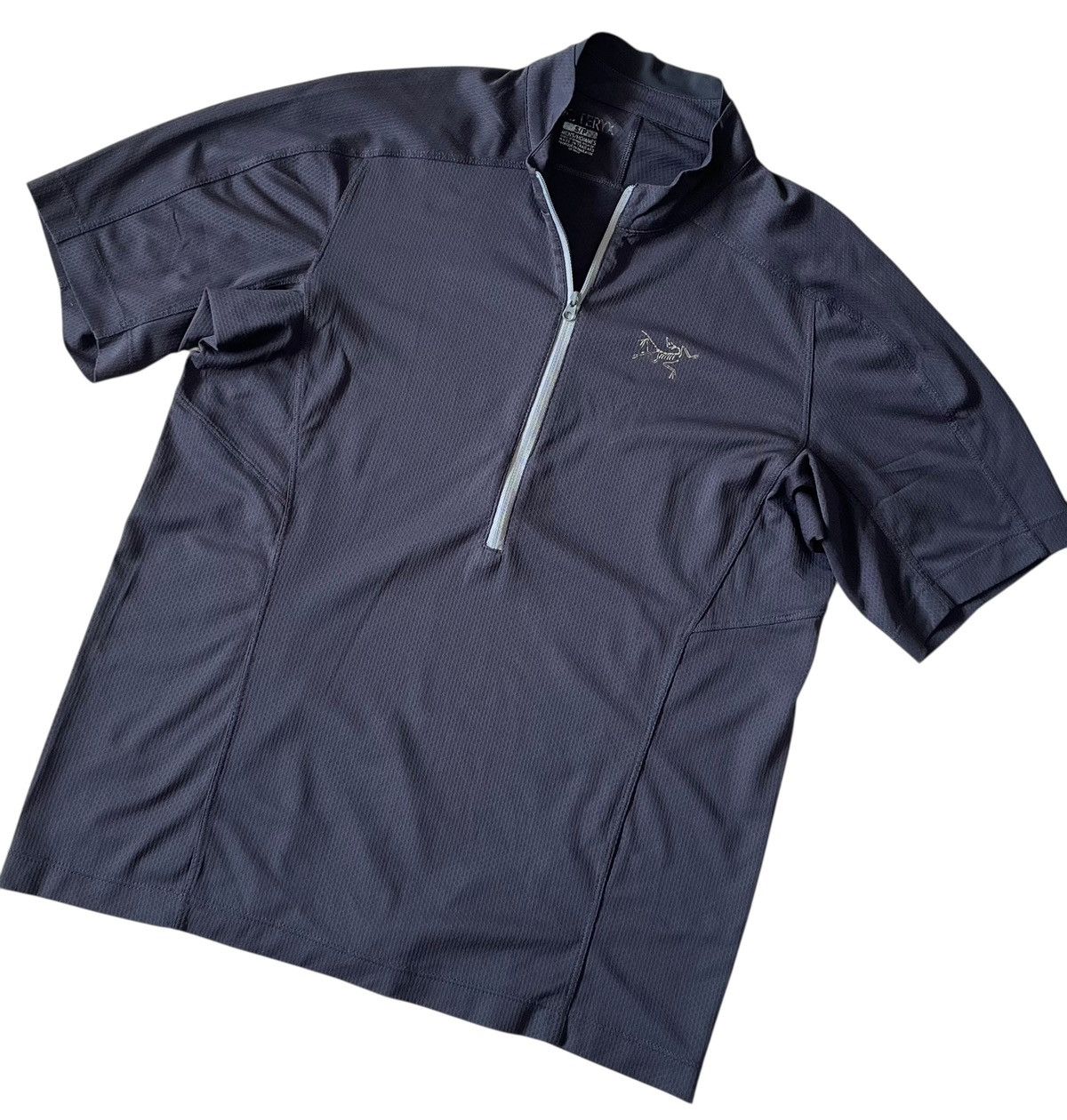 Arc'teryx Vintage arc’teryx half zip logo tee Size US S / EU 44-46 / 1 - 2 Thumbnail