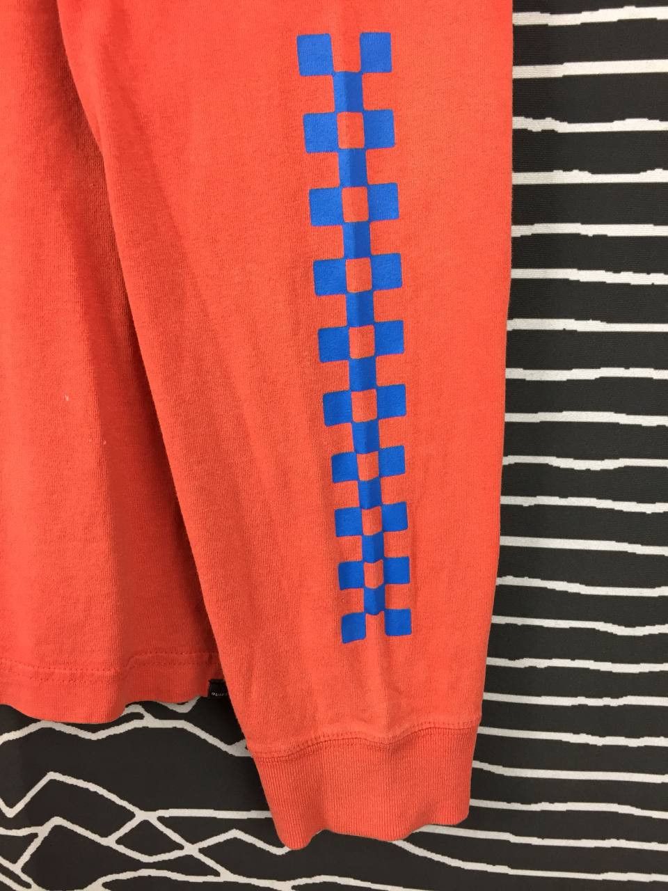 Quiksilver Quiksilver Boardriders Japan Checkered Sleeve Graphic Tee Size US L / EU 52-54 / 3 - 6 Thumbnail