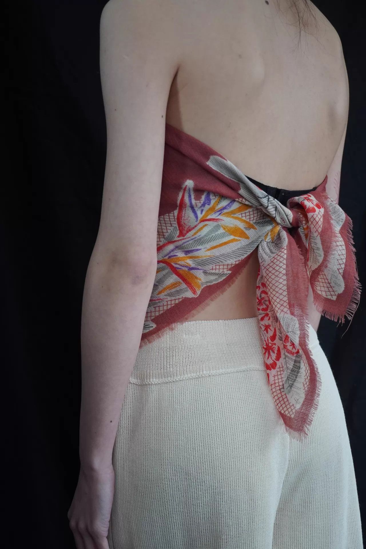 Issey Miyake Issey Miyake 1970s Salmon Pink Tropical Floral Wool Scarf Size ONE SIZE - 6 Thumbnail