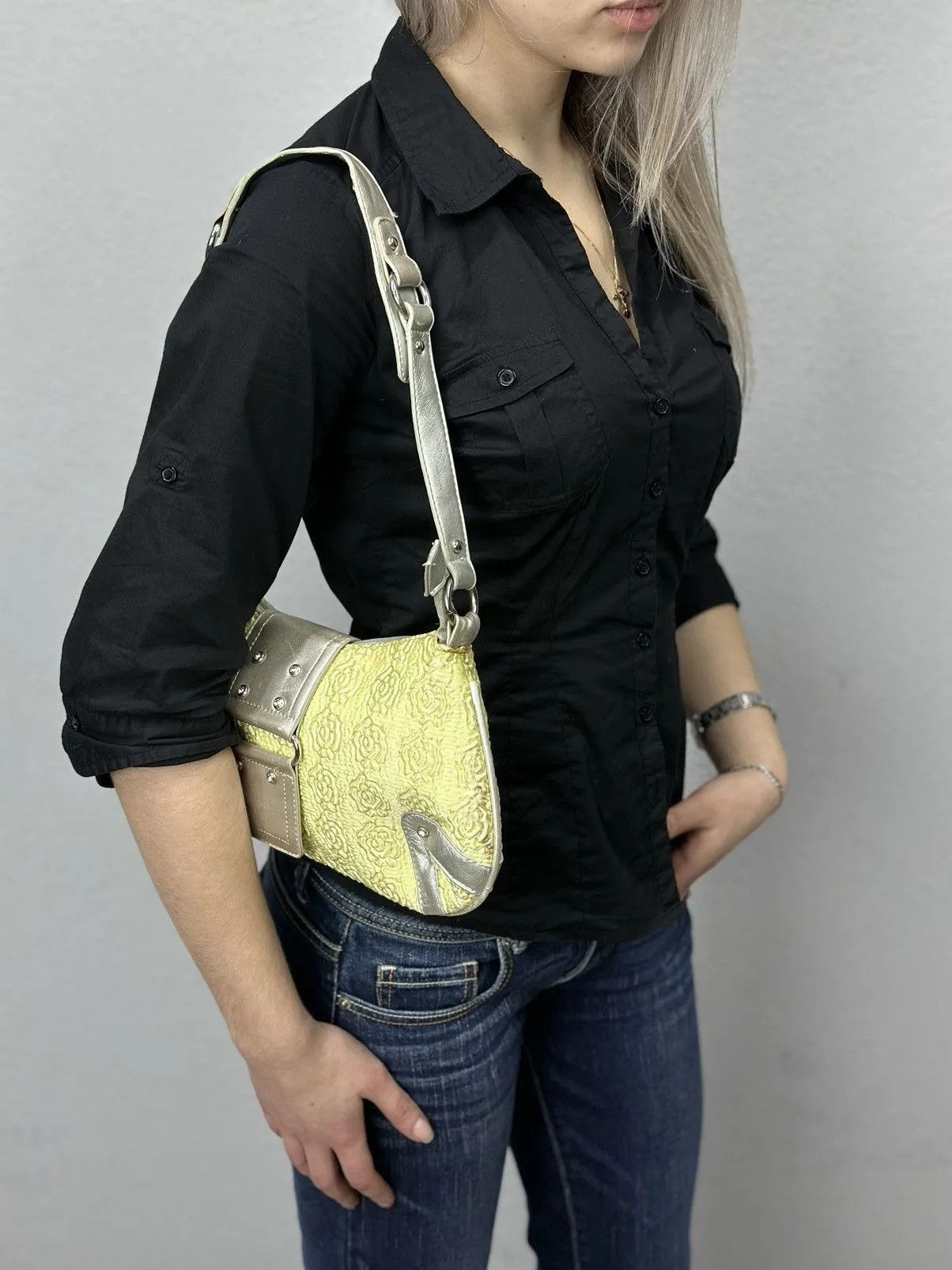 14th Addiction Vintage Japan Guess Leather Bag Yellow Messenger Y2K Size ONE SIZE - 7 Thumbnail