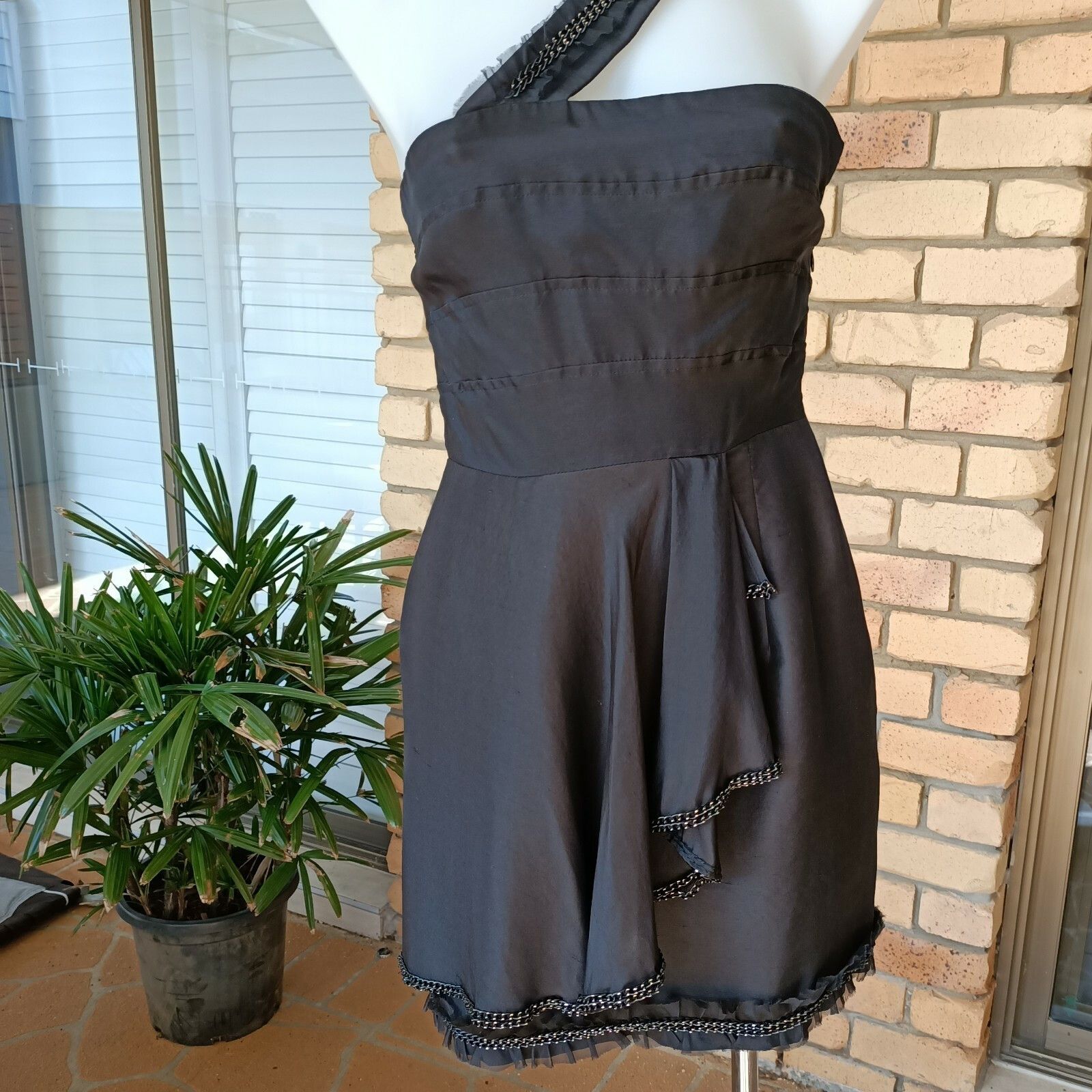 Designer × Rachel Gilbert Rachel Gilbert Silk One Shoulder Mini Dress Embellished Size XS / US 0-2 / IT 36-38 - 4 Thumbnail