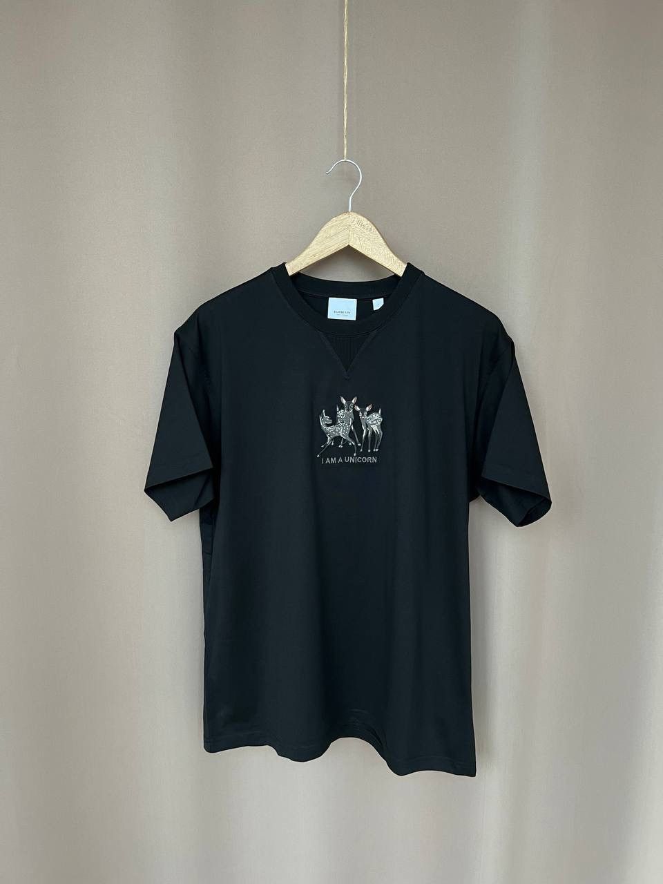 Burberry Burberry Brycen Unicorn T-Shirt Men Size S/M Oversized Size US S / EU 44-46 / 1 - 1 Thumbnail