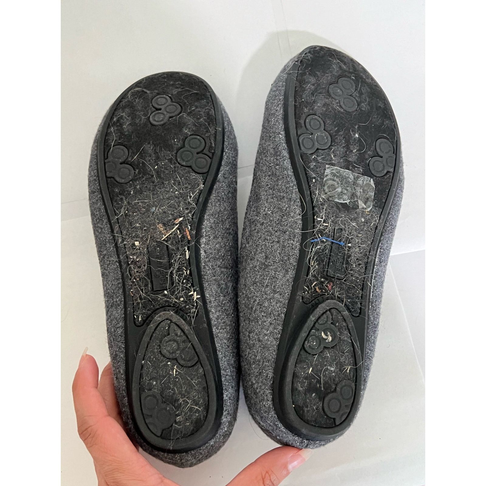 Other Fergalicious Fergie Adele Flats slip-on casual ruffle accent Size US 7.5 / IT 37.5 - 7 Thumbnail