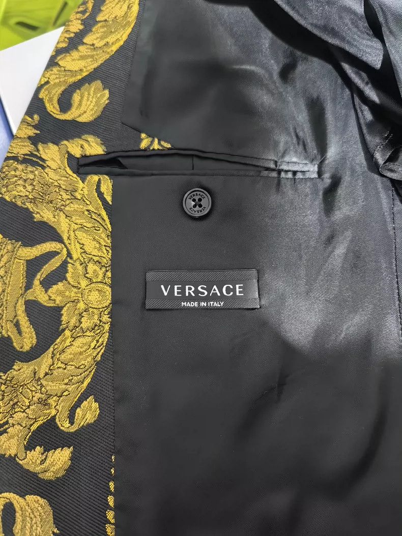 Versace Versace Thorn floral neckline suit Size US L / EU 52-54 / 3 - 6 Thumbnail