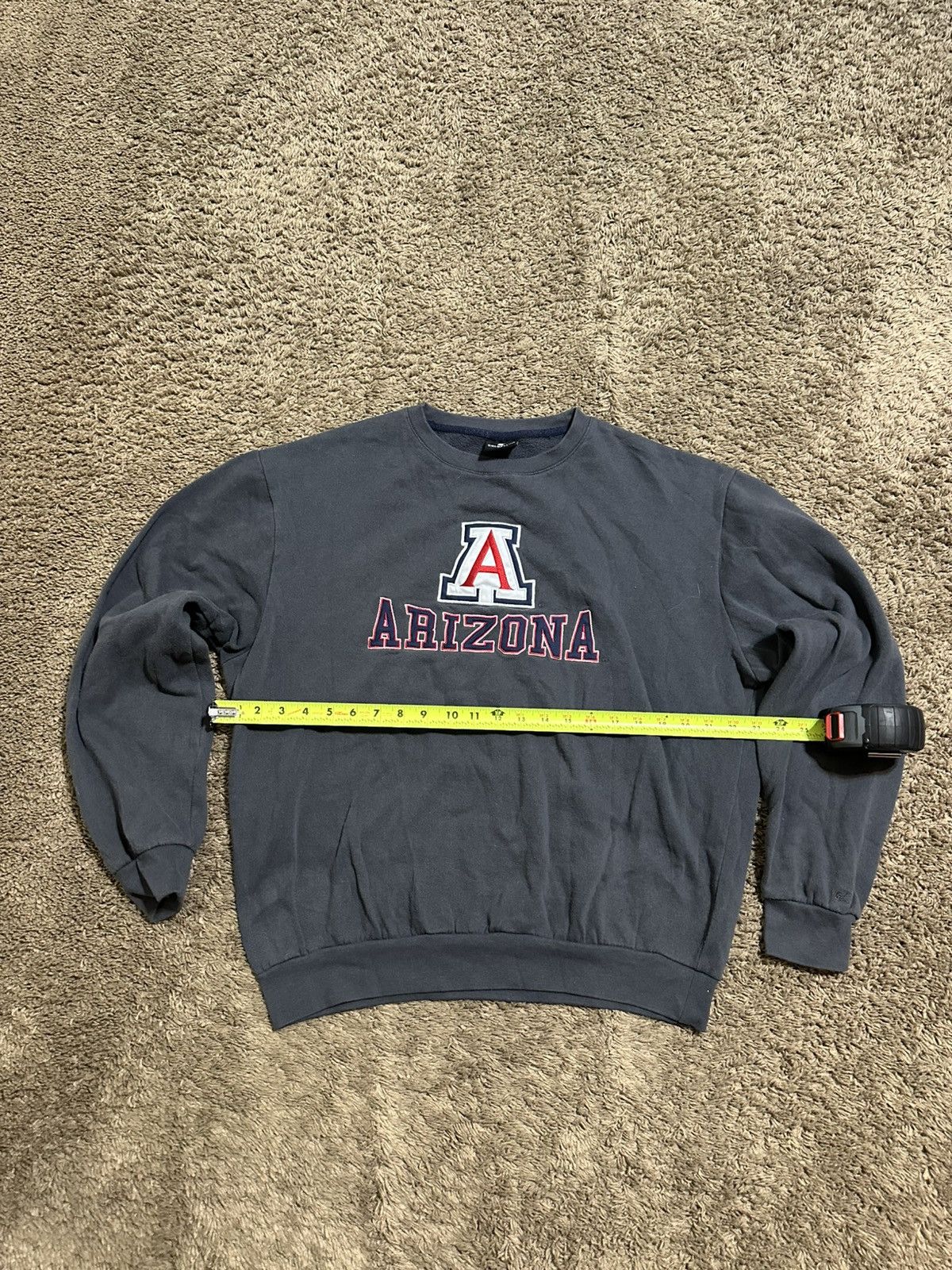 NCAA Vintage NCAA Arizona Wildcats sweater 90s size large Size US L / EU 52-54 / 3 - 4 Thumbnail