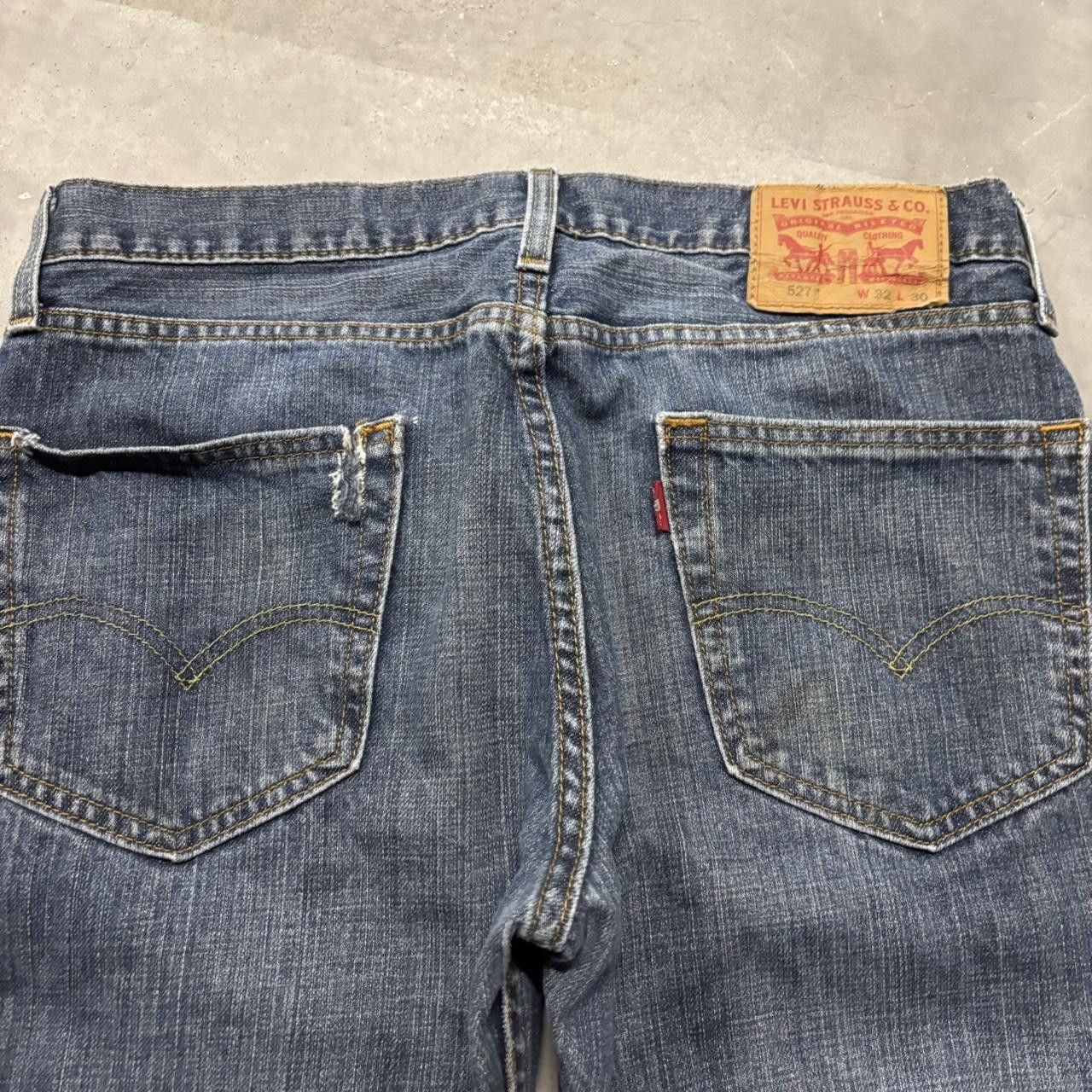 Levi's × Vintage Crazy Vintage Y2K/2000s Grunge Dark Wash Levi’s Denim Jeans! Size US 32 / EU 48 - 7 Thumbnail