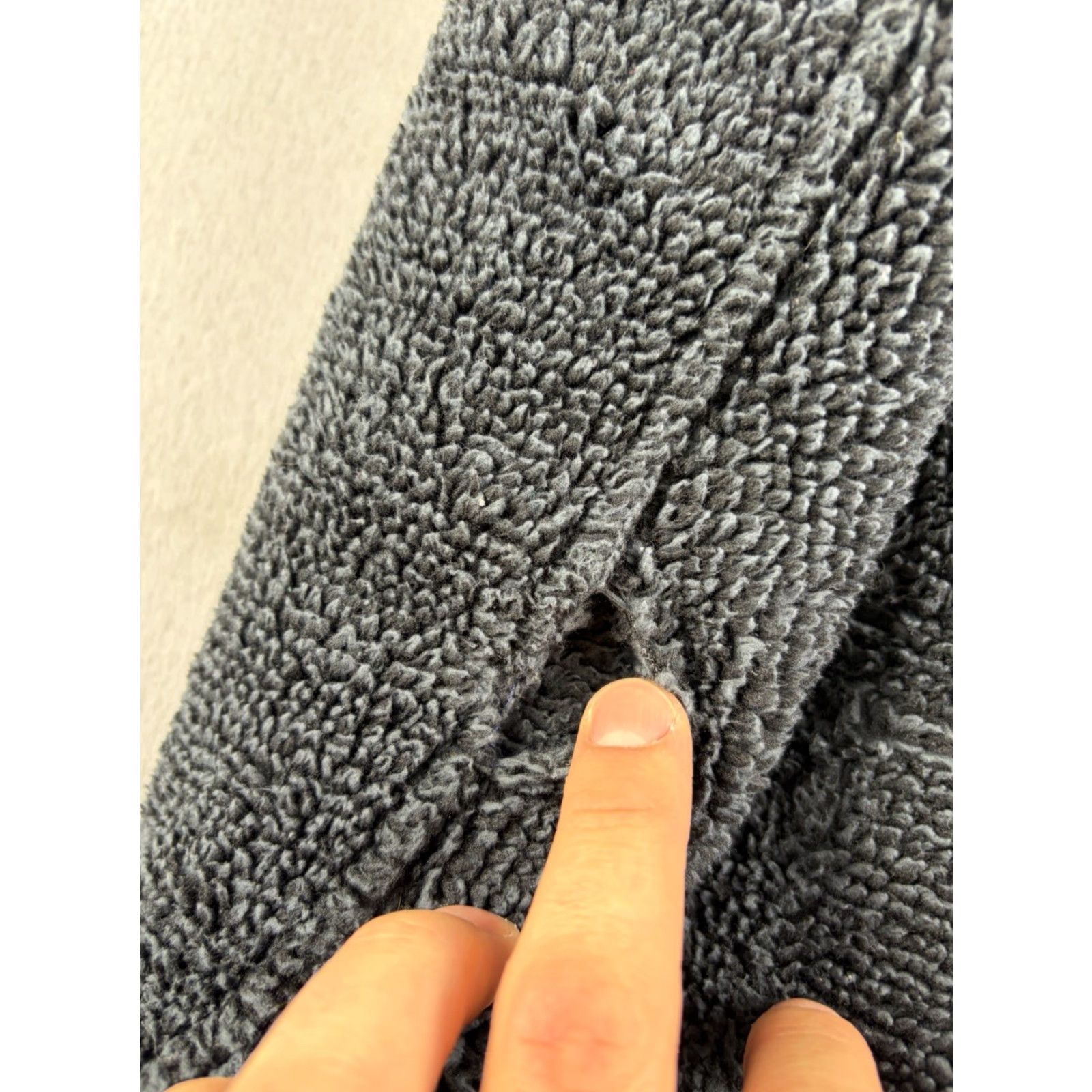 Vintage Kuhl Quarter Zip Fleece Women’s Size Medium Black Deep Pile Outdoors Hiking Polyester Zip Jacket Mid-Length Regular Size M / US 6-8 / IT 42-44 - 7 Thumbnail