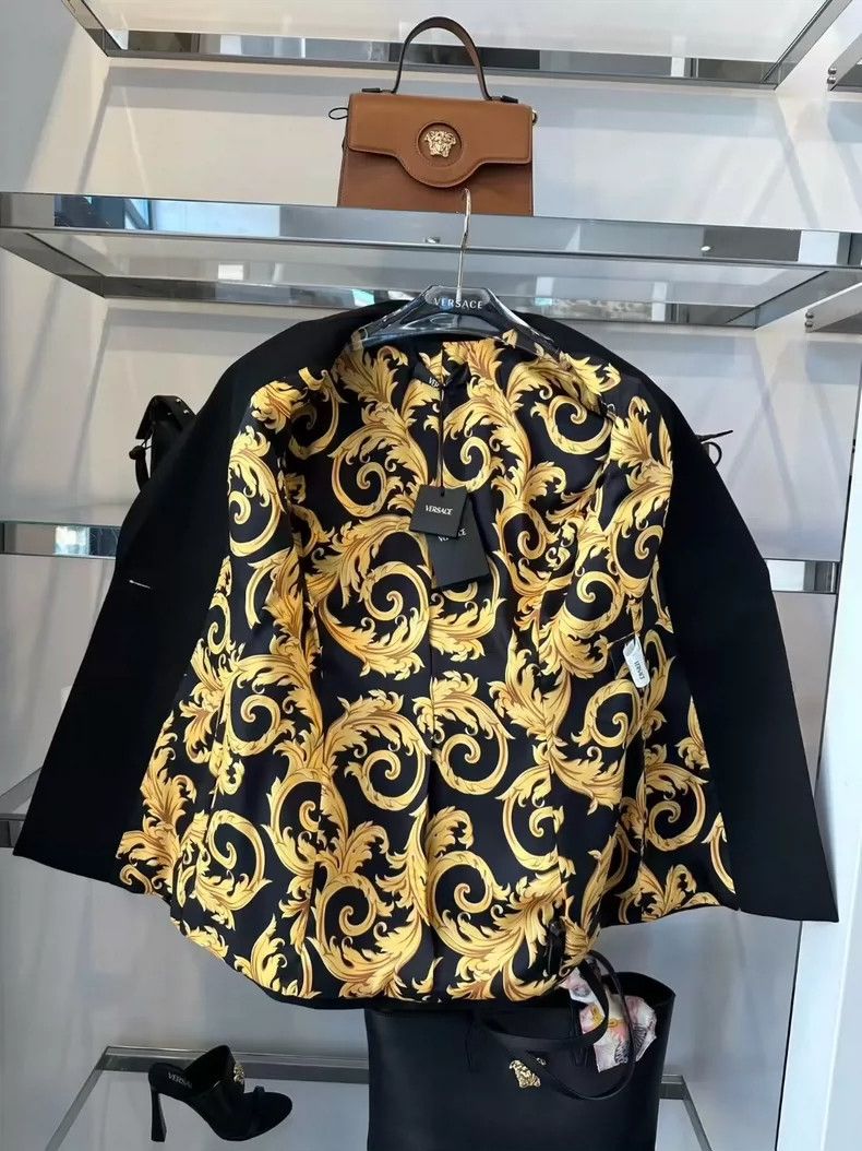 Versace Versace Baroque print wool blazer Size M / US 6-8 / IT 42-44 - 6 Thumbnail