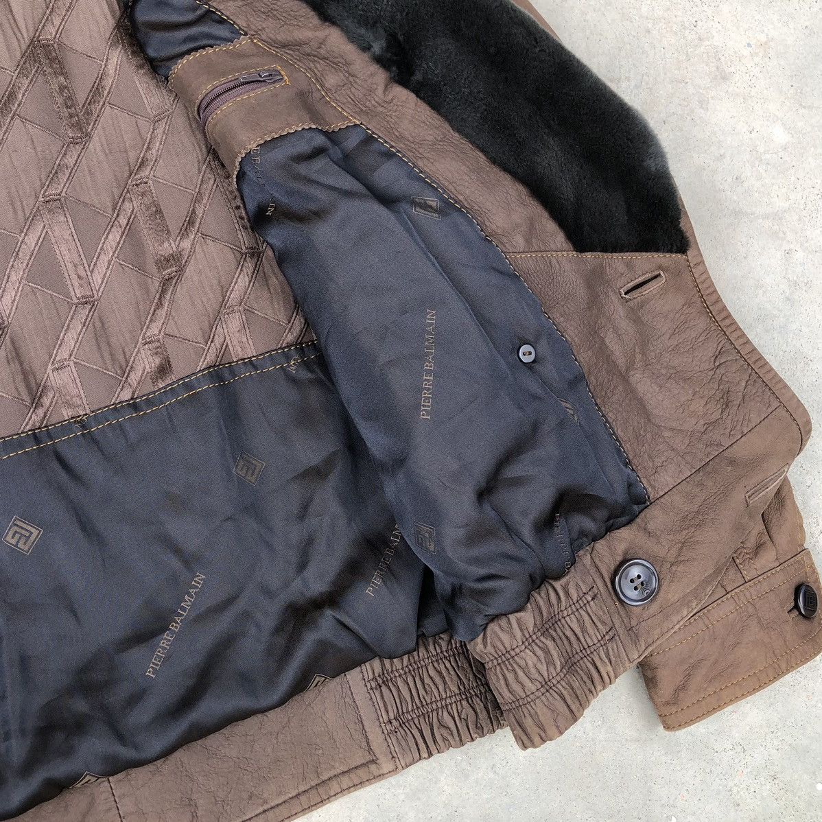 Pierre Balmain VTG Pierre Balmain Paris Leather Fur Collar Bomber Jacket Size US L / EU 52-54 / 3 - 13 Thumbnail