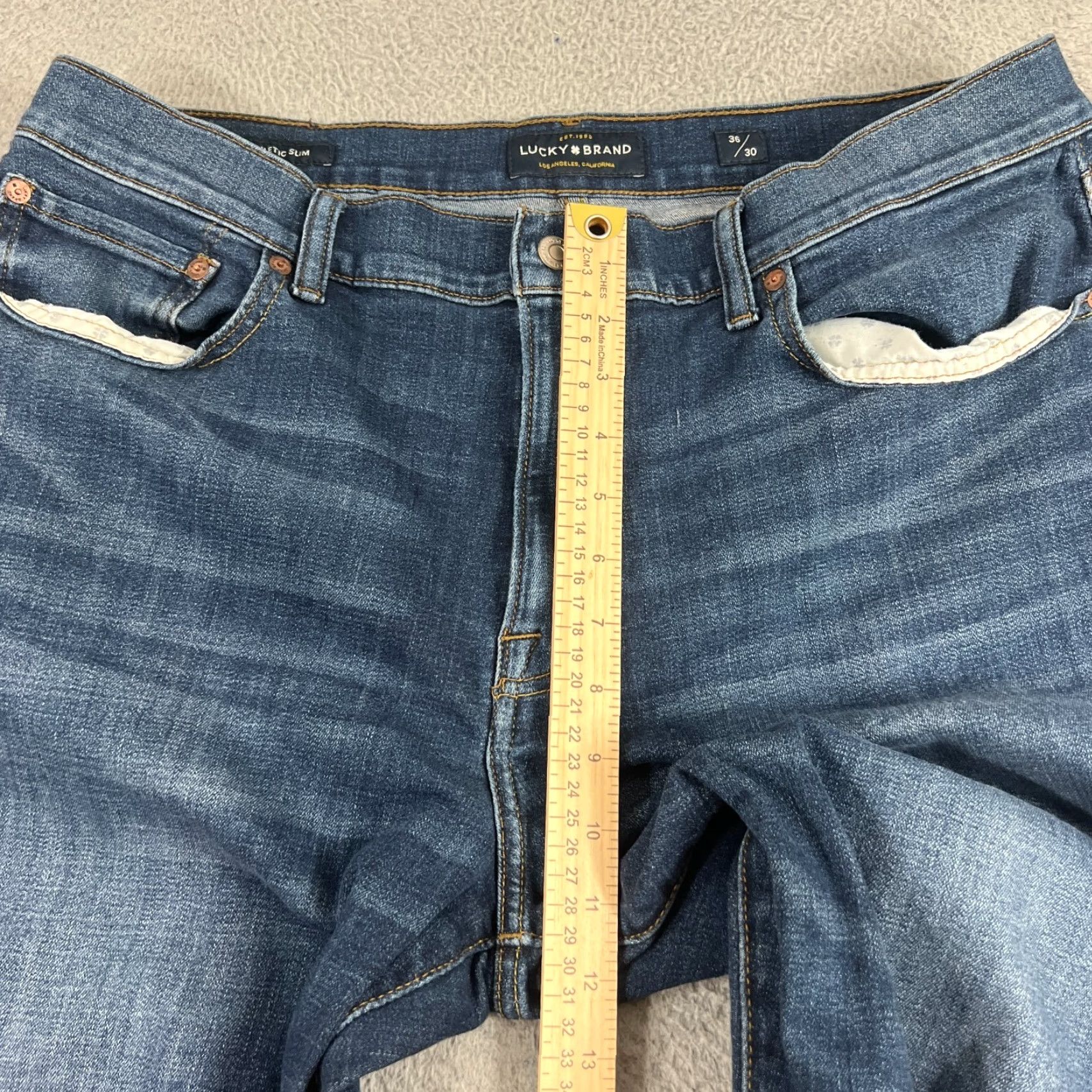 Lucky Brand VINTAGE Lucky Brand 410 Athletic Fit Jeans Men’s Size 36x30 Blue Stretch Waist 36 Straight Size US 36 / EU 52 - 4 Thumbnail