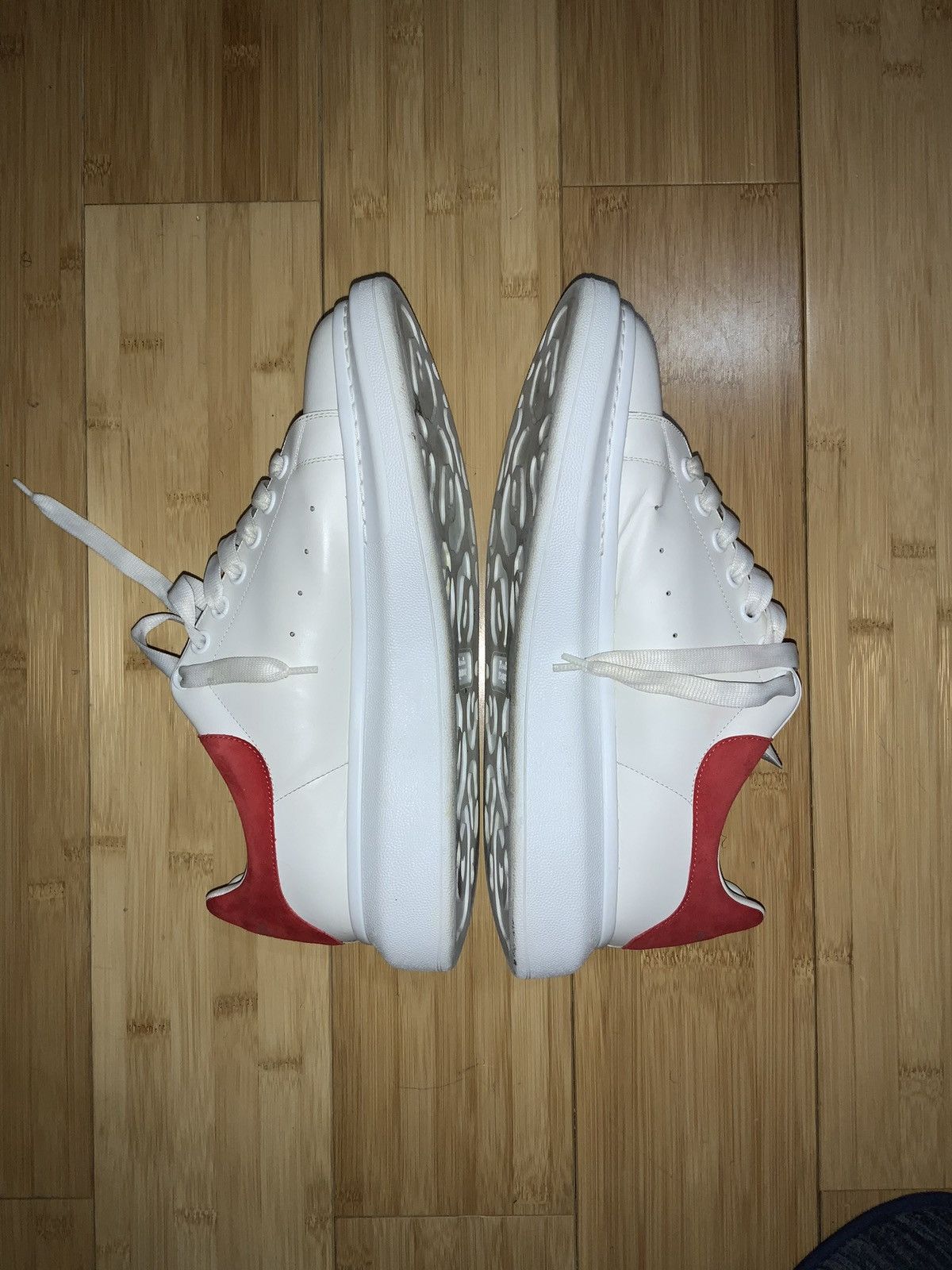 Alexander McQueen Alexander McQueen Men’s Oversized sneaker white/red Size US 11.5 / EU 44-45 - 4 Thumbnail